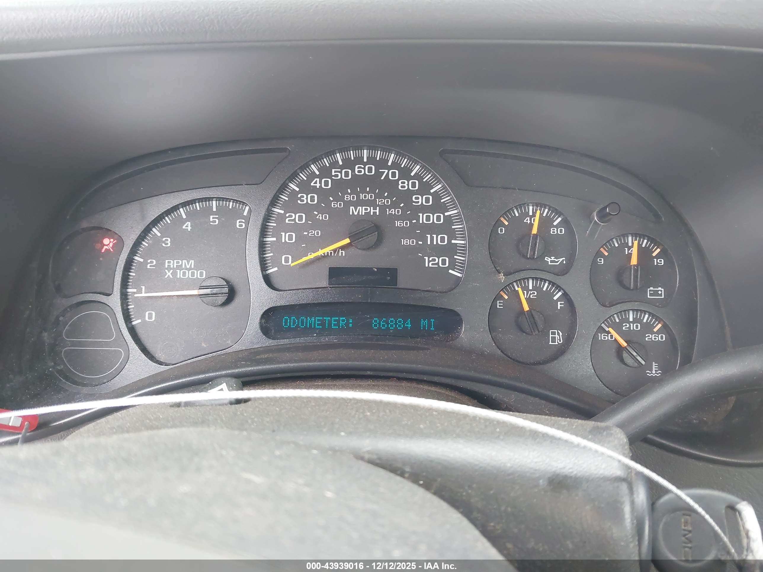 GMC SIERRA image 7