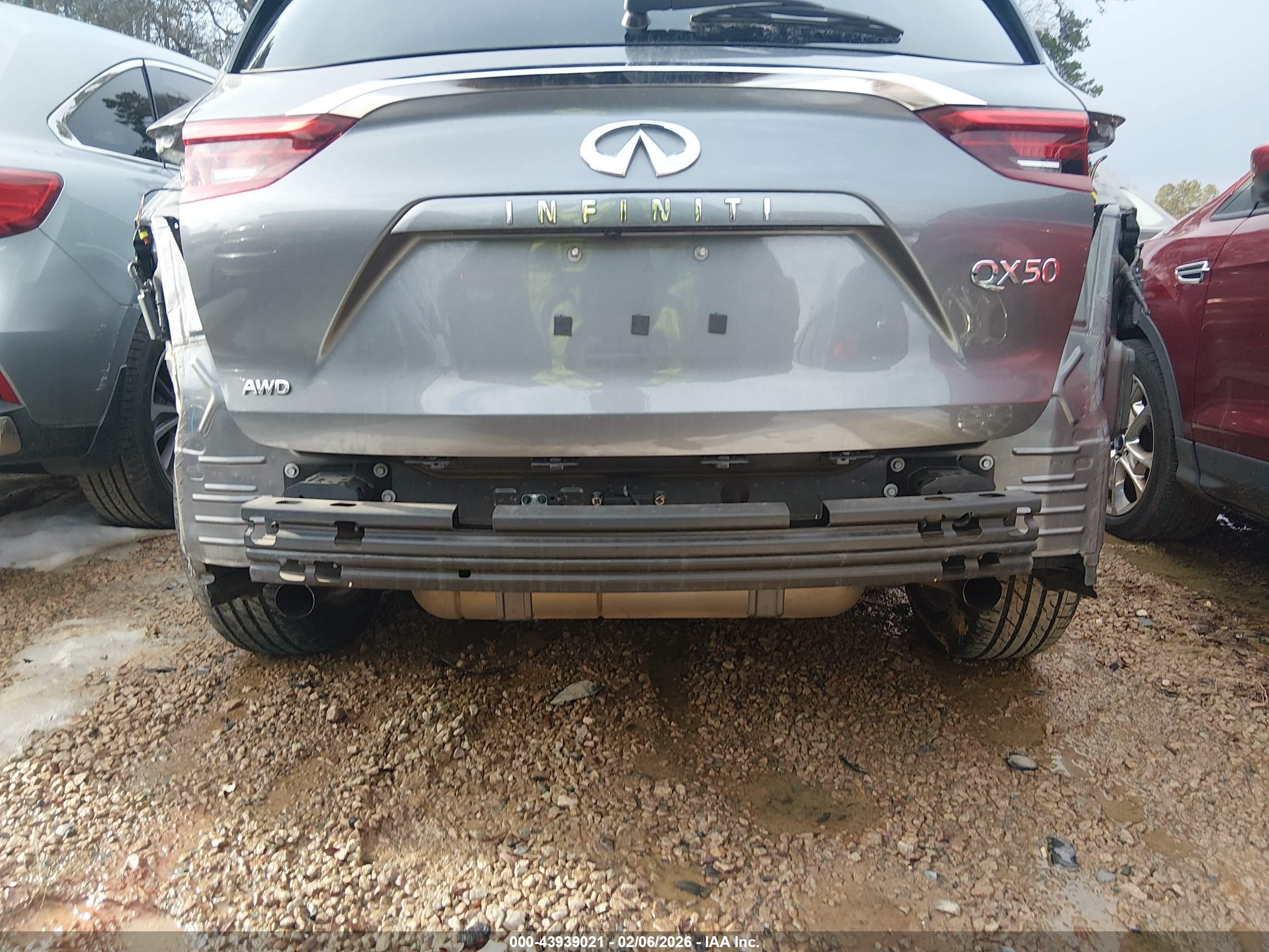 INFINITI QX50 image 6