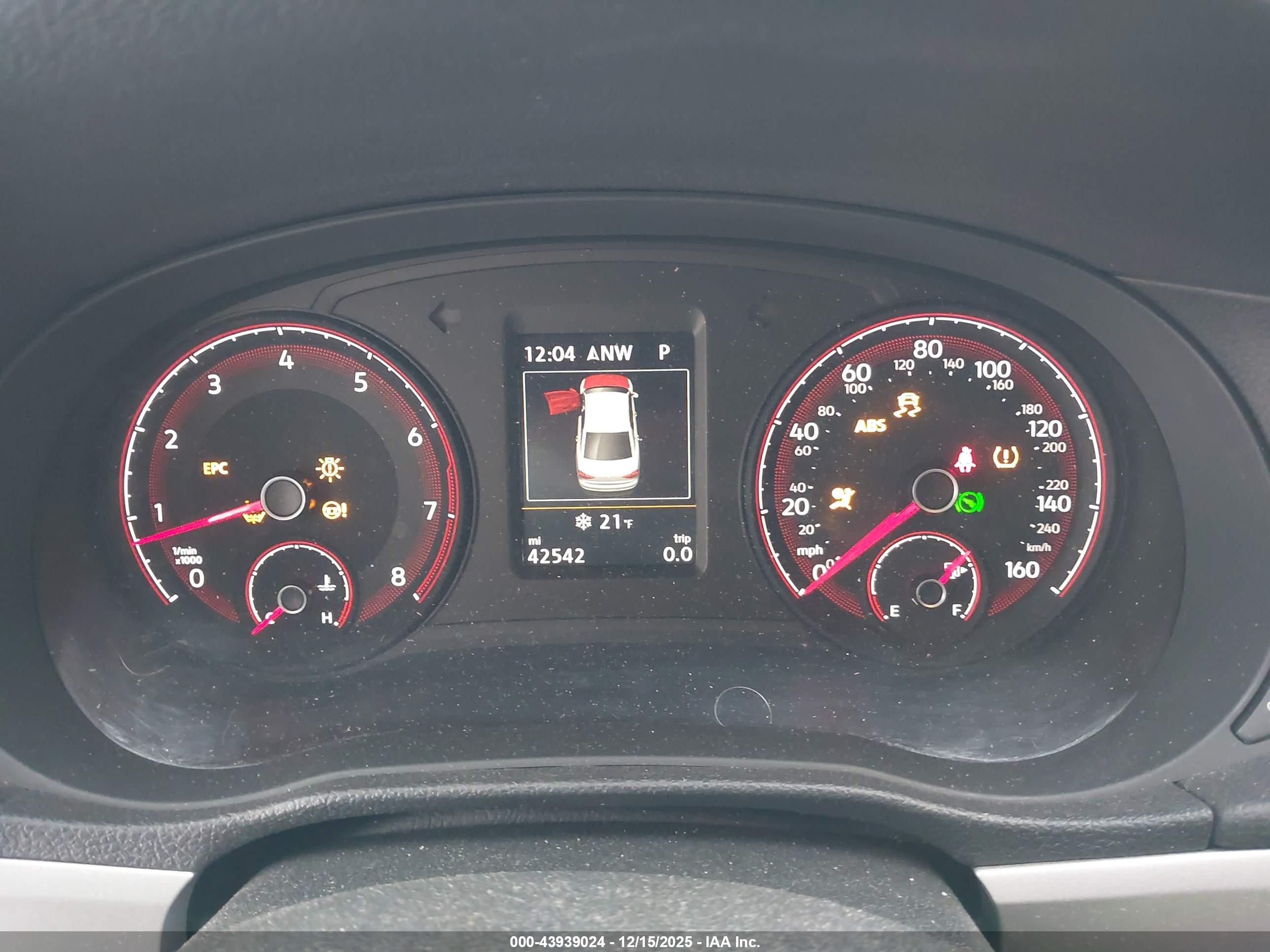 VOLKSWAGEN PASSAT image 7