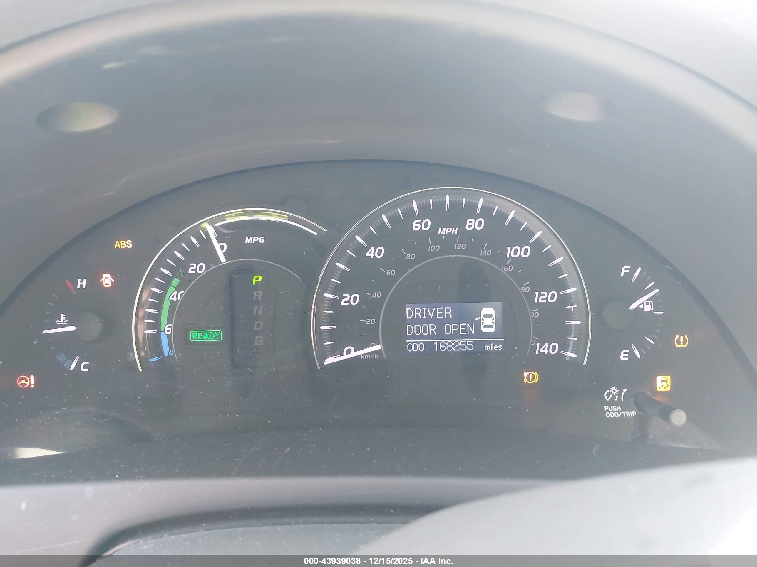 TOYOTA CAMRY image 7