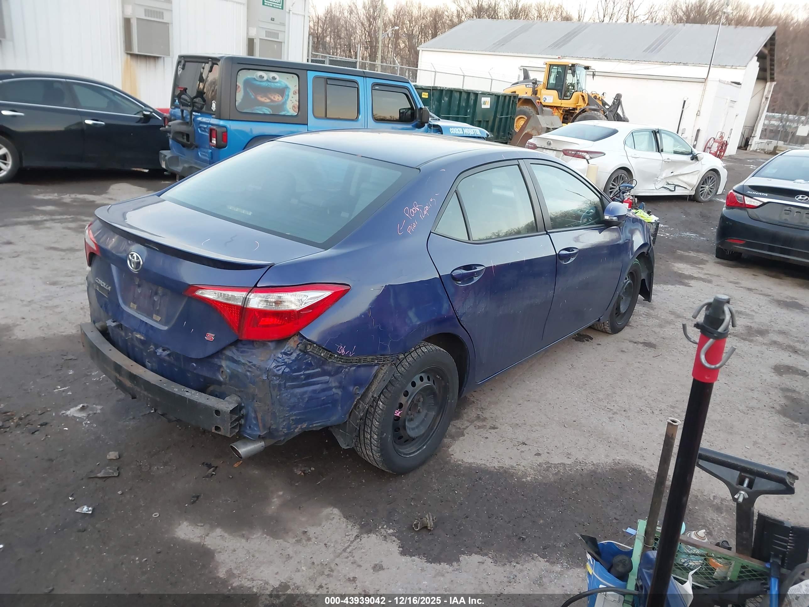 TOYOTA COROLLA image 4