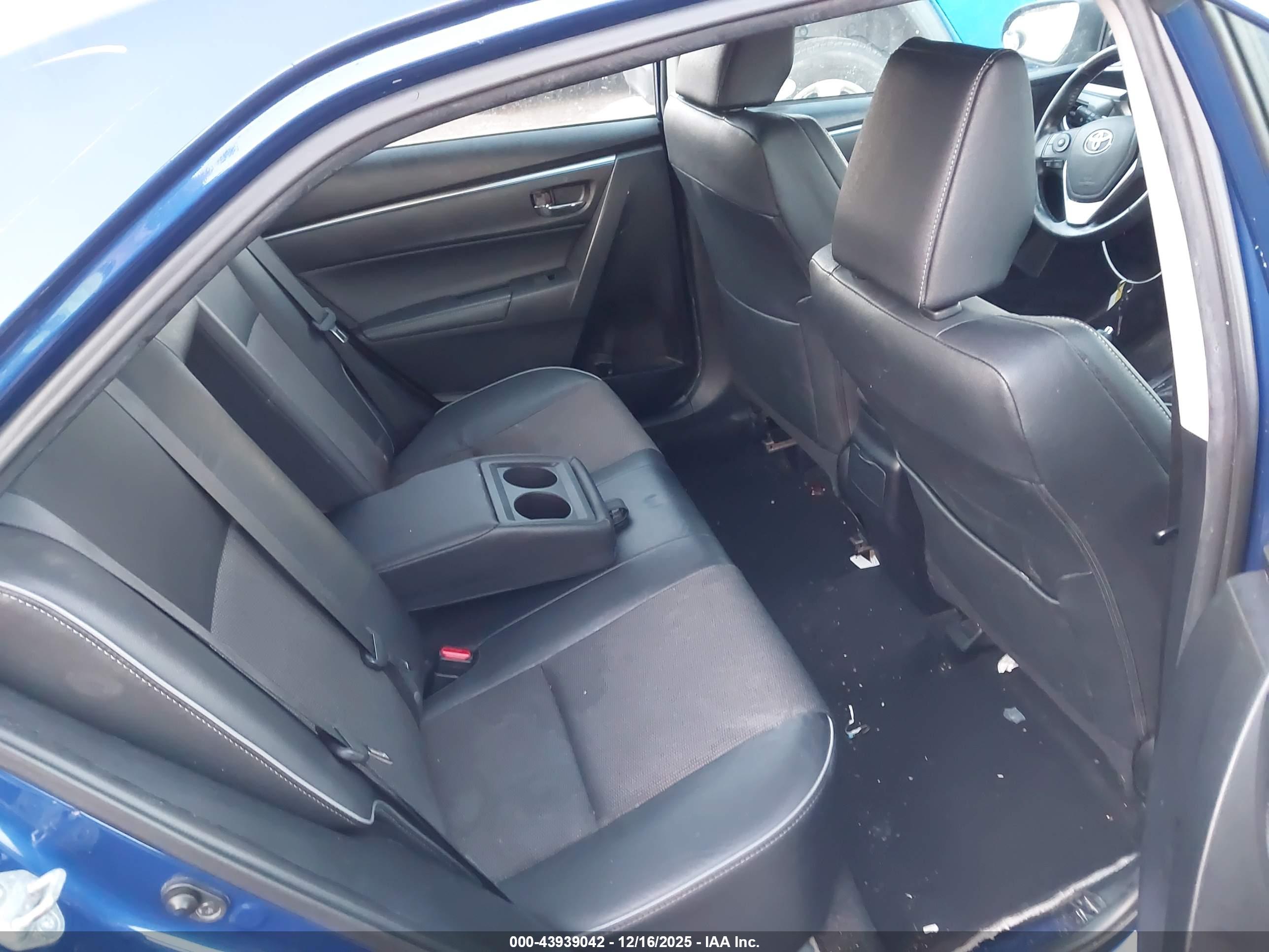 TOYOTA COROLLA image 8