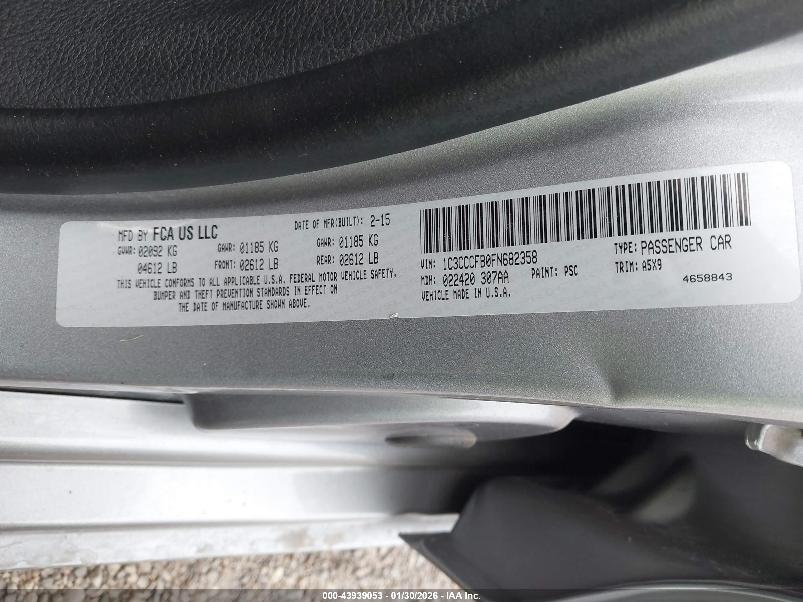 CHRYSLER 200 image 9