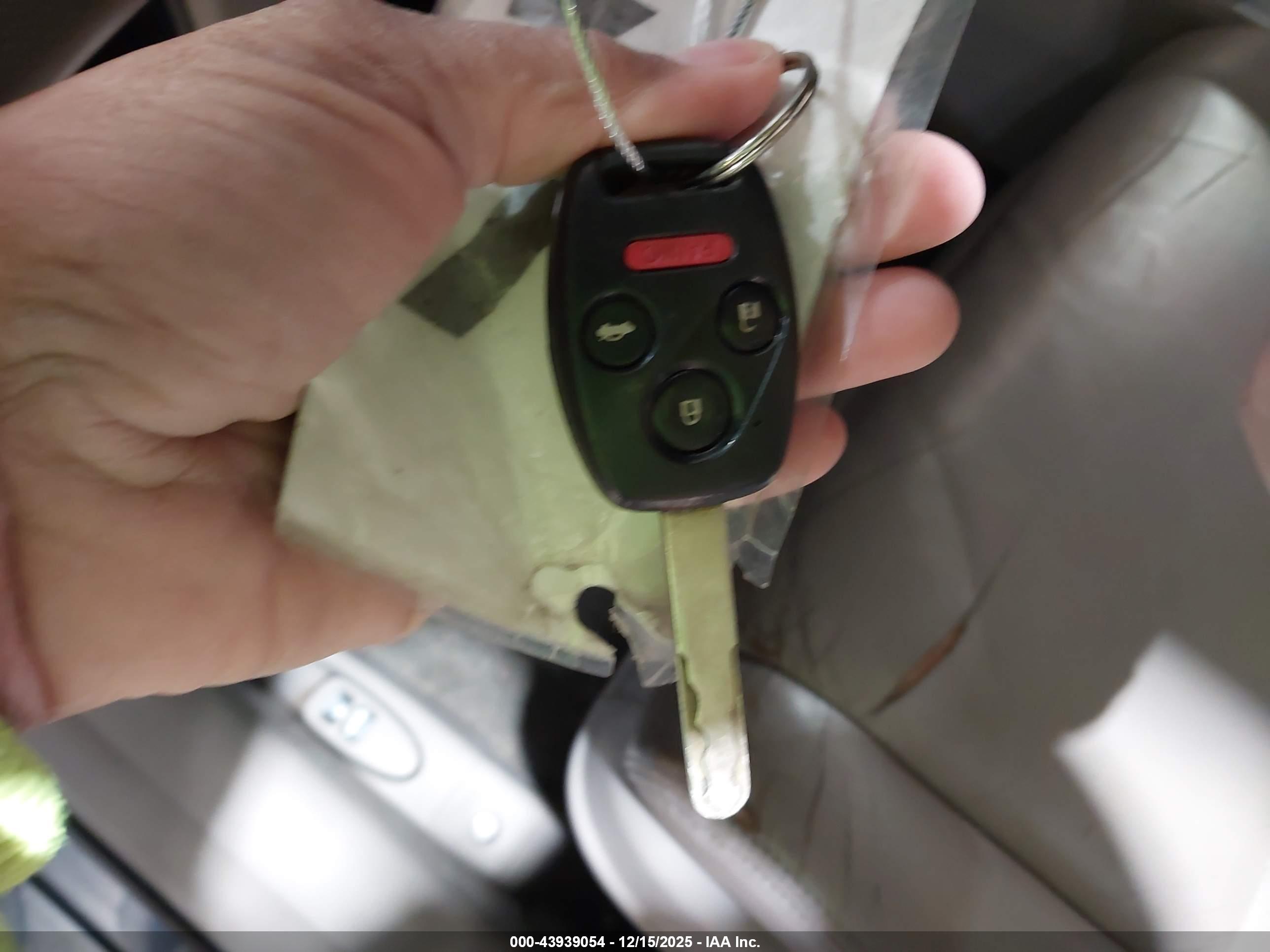 HONDA ACCORD image 11