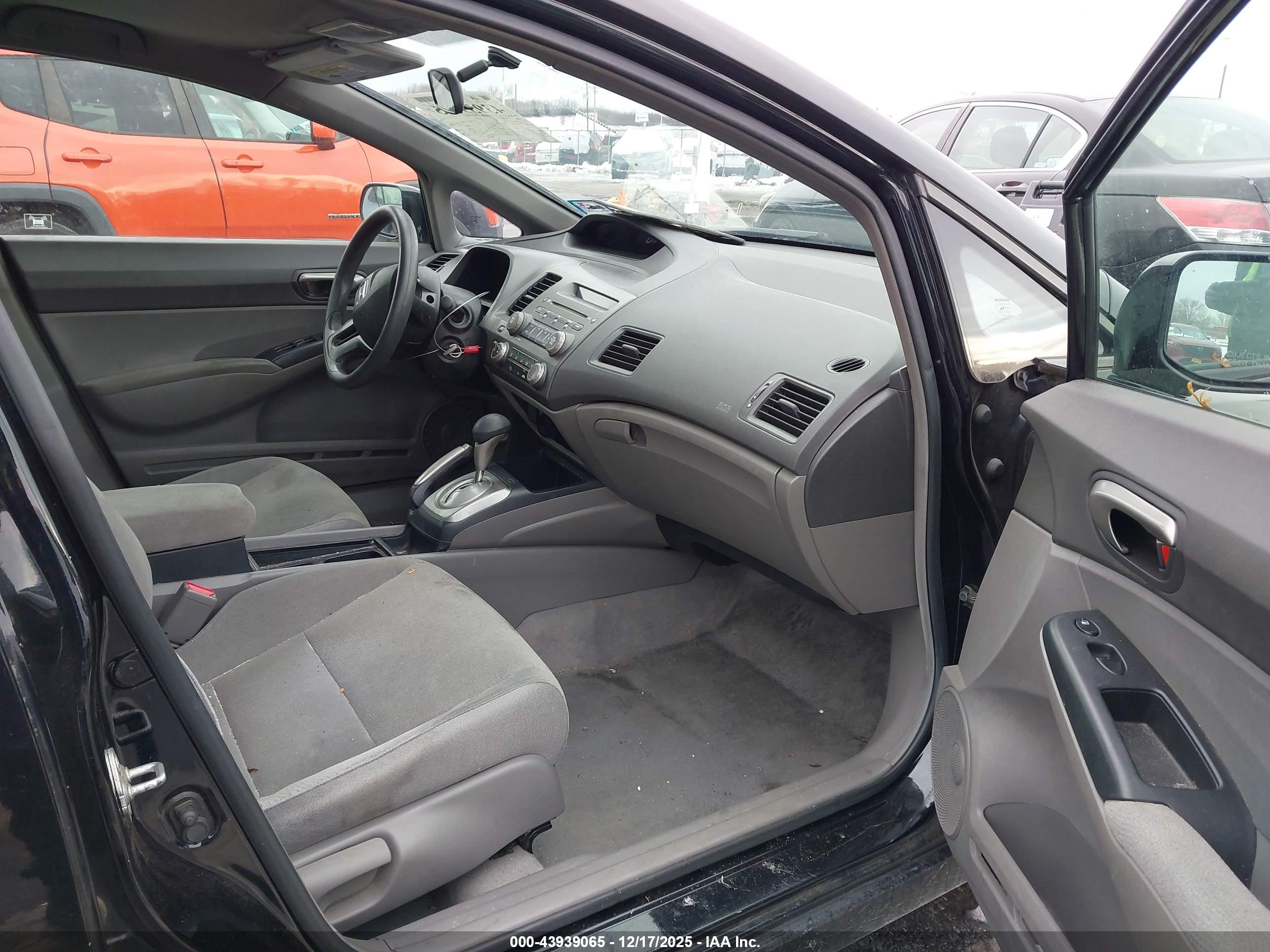 HONDA CIVIC image 5