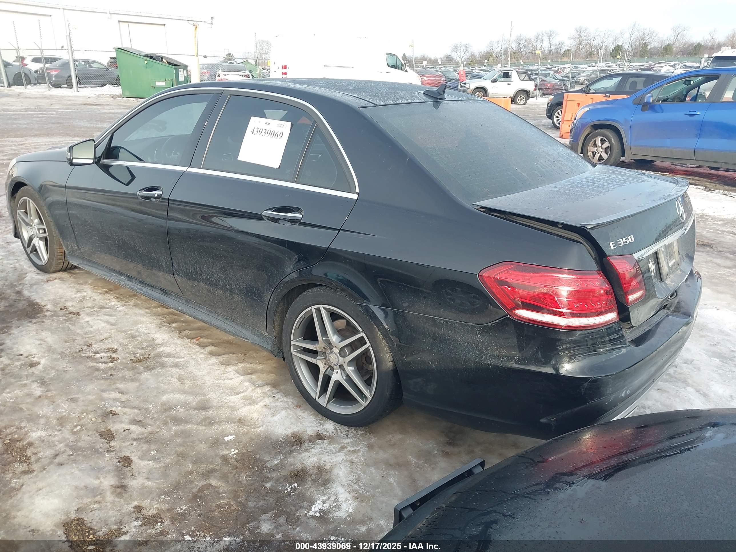 MERCEDES-BENZ E image 3