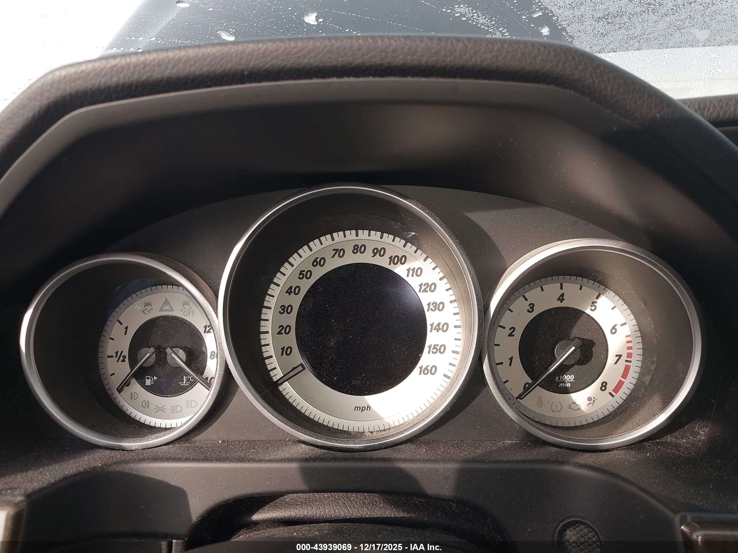 MERCEDES-BENZ E image 7