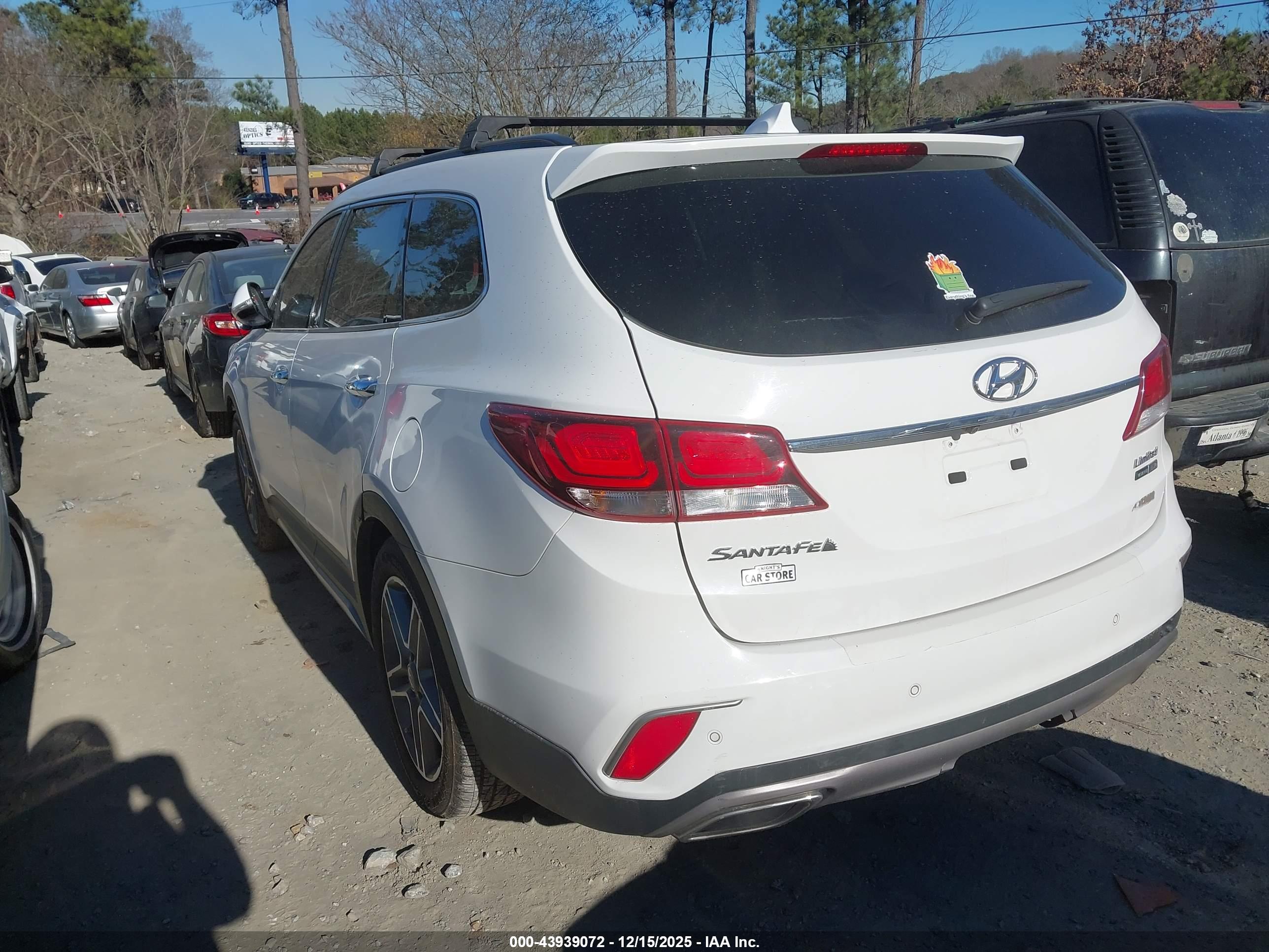 HYUNDAI SANTA image 3