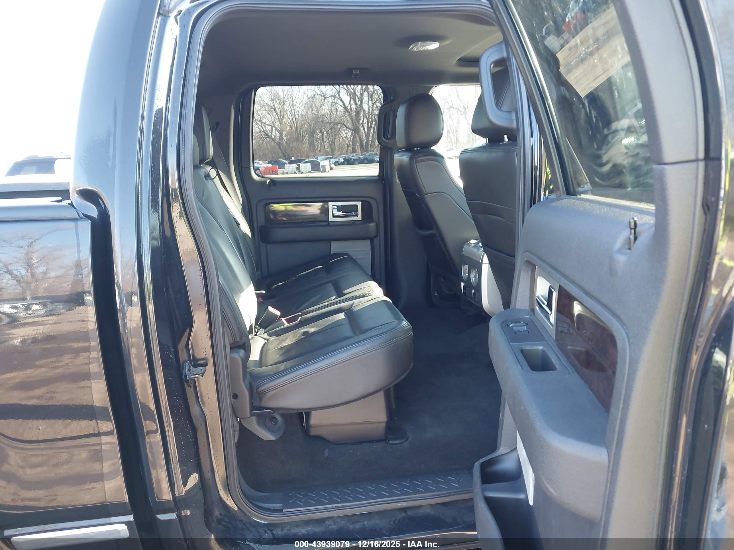 FORD F-150 image 8