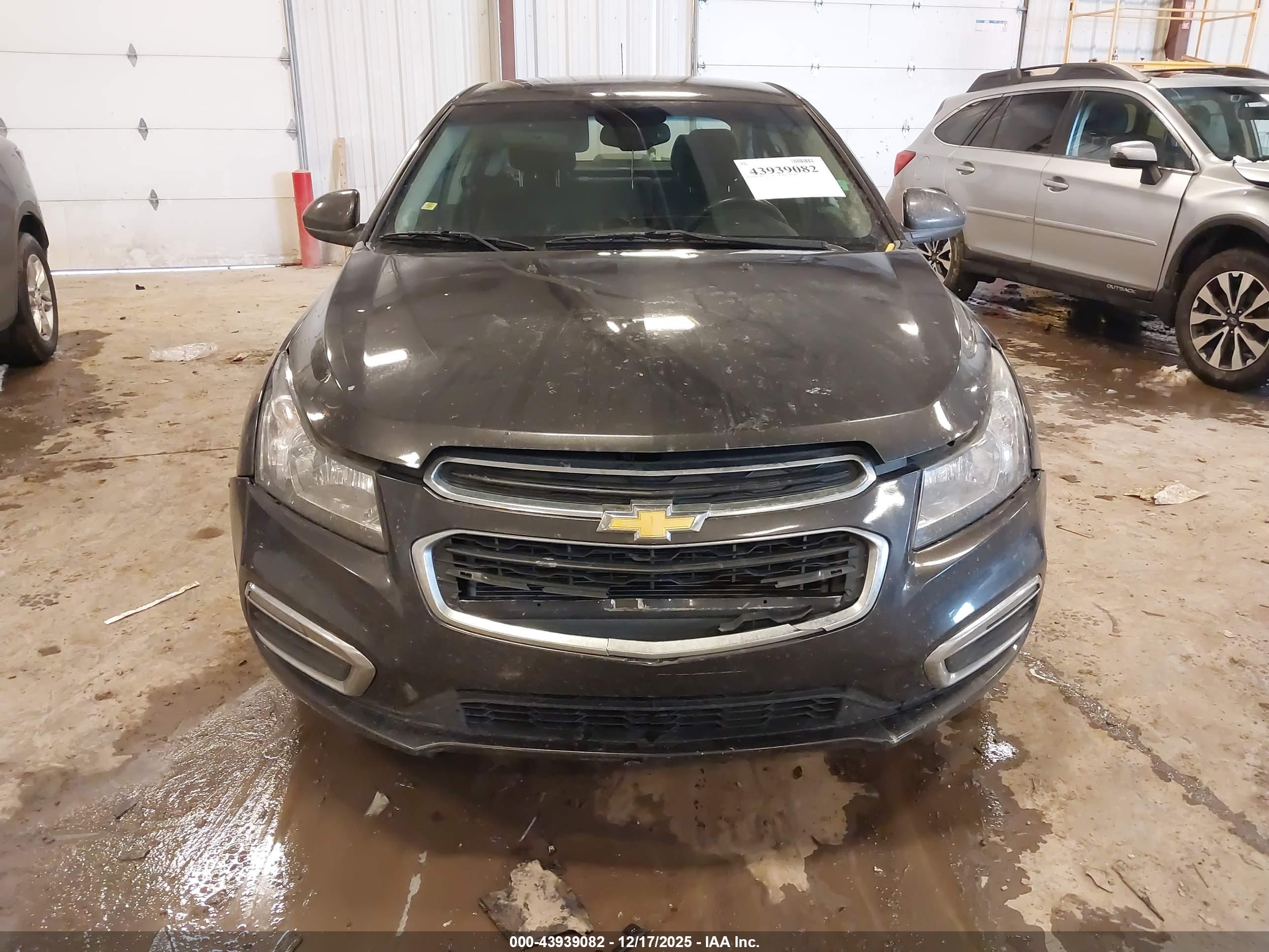 CHEVROLET CRUZE image 6