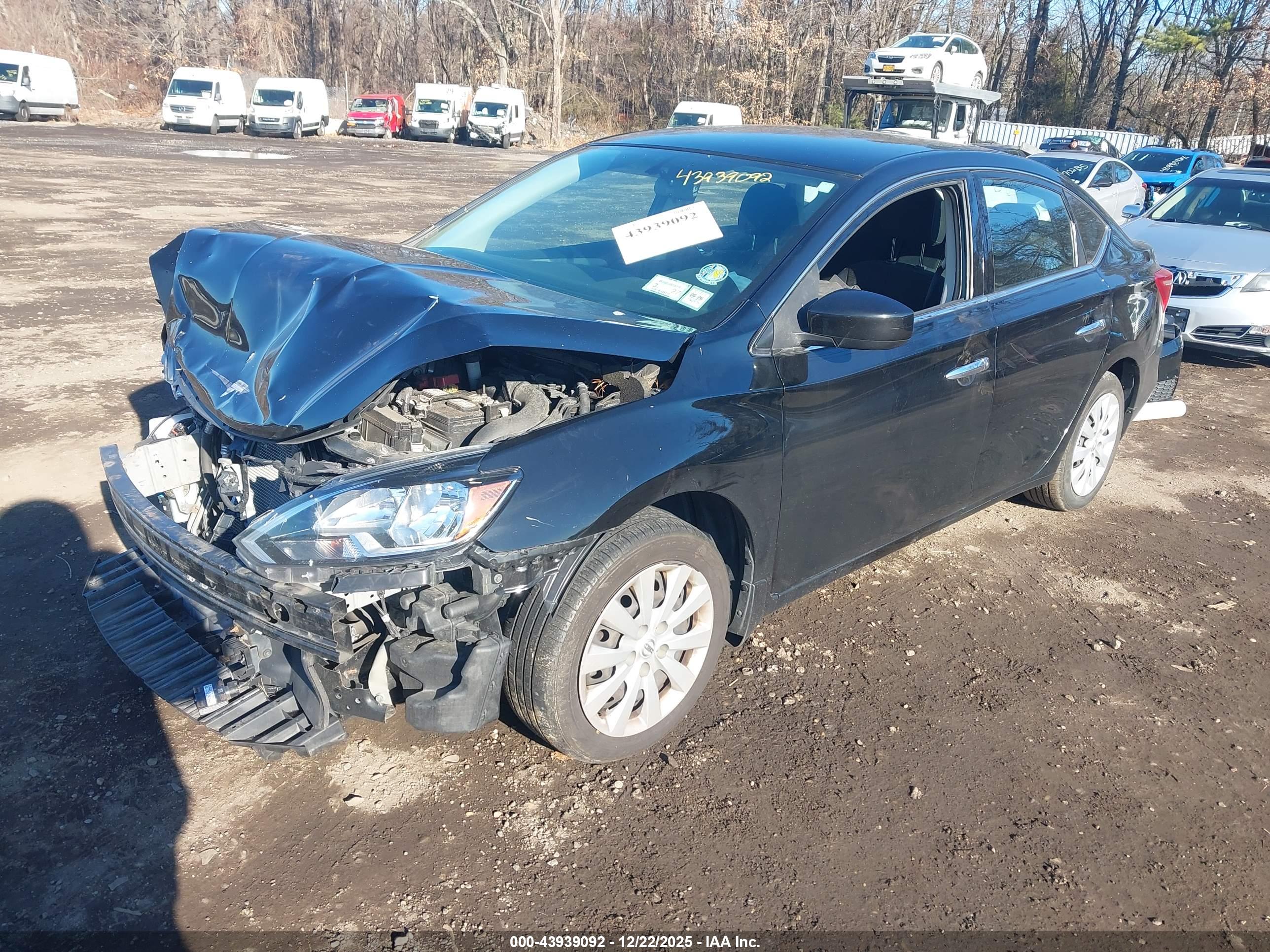 NISSAN SENTRA image 2