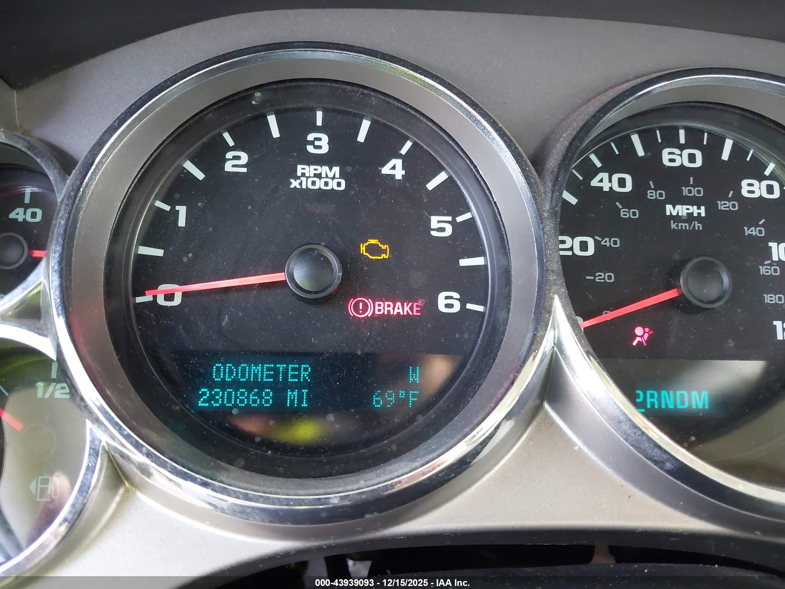 GMC SIERRA image 7