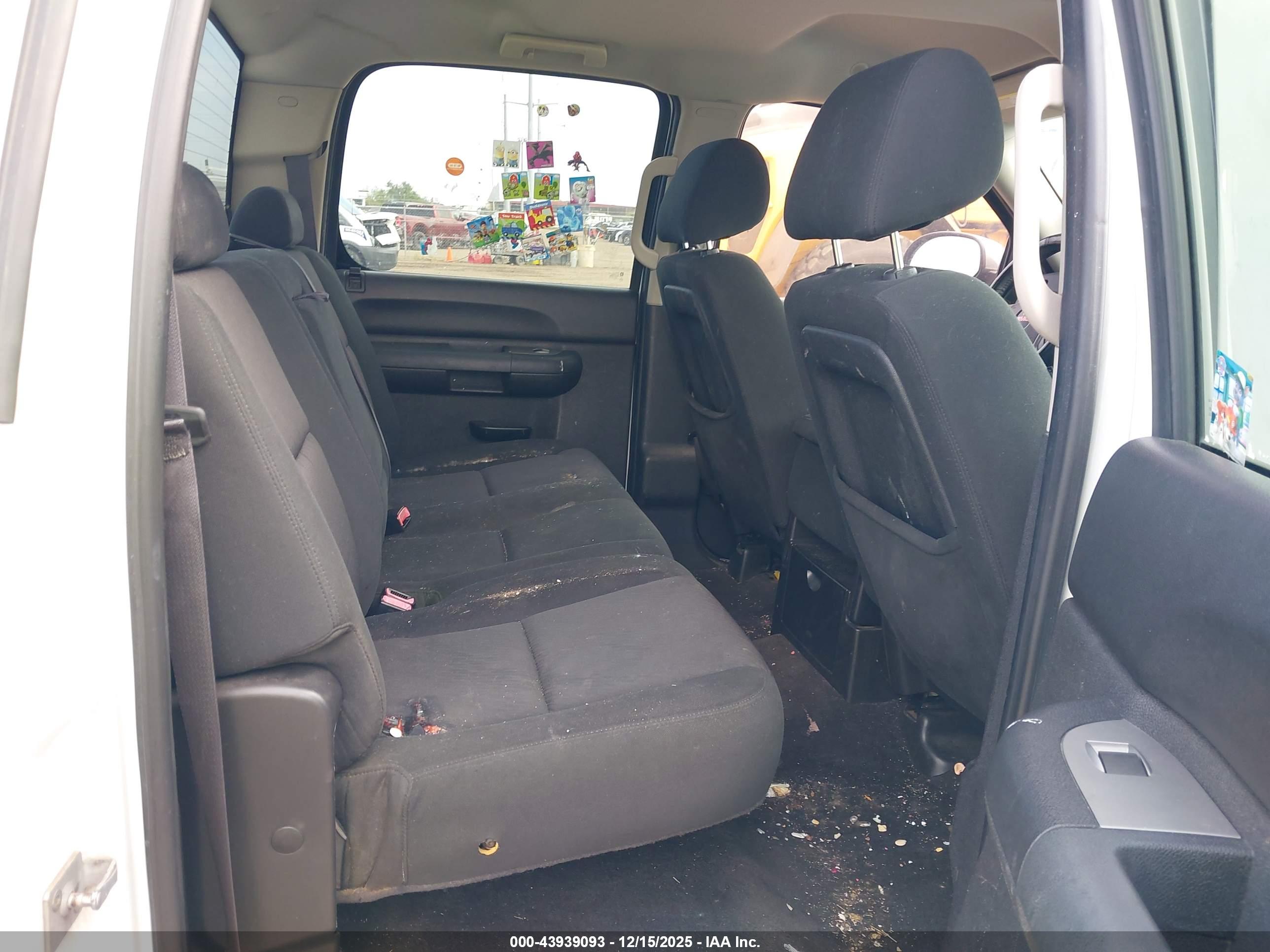GMC SIERRA image 8