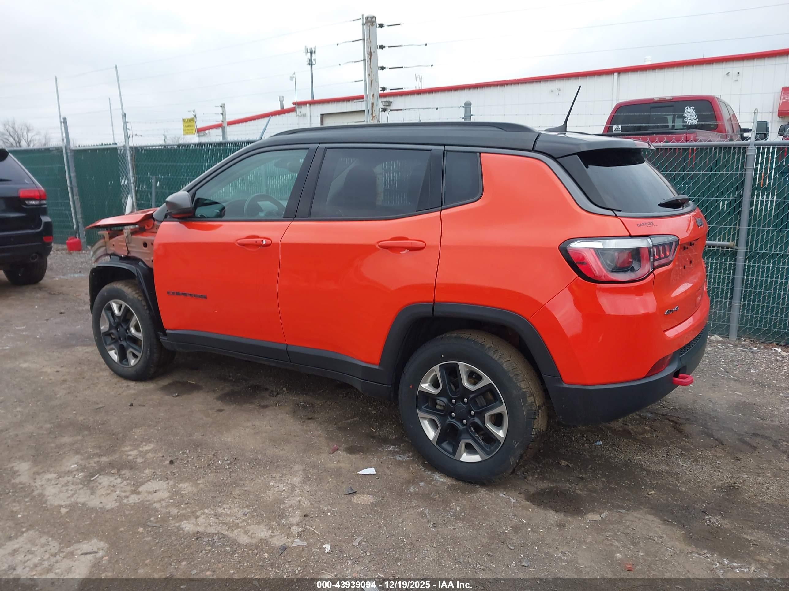 JEEP COMPASS image 3