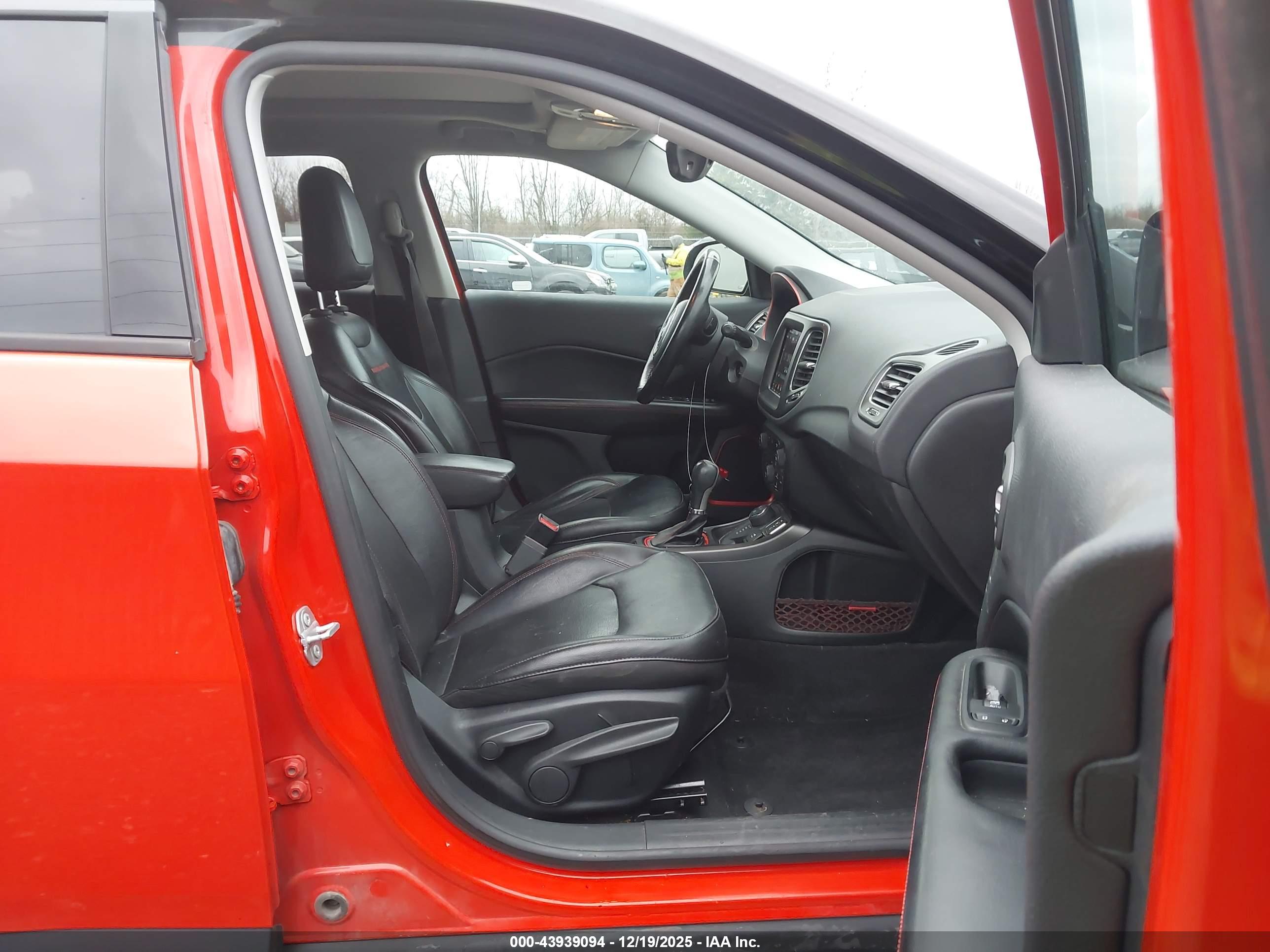 JEEP COMPASS image 5