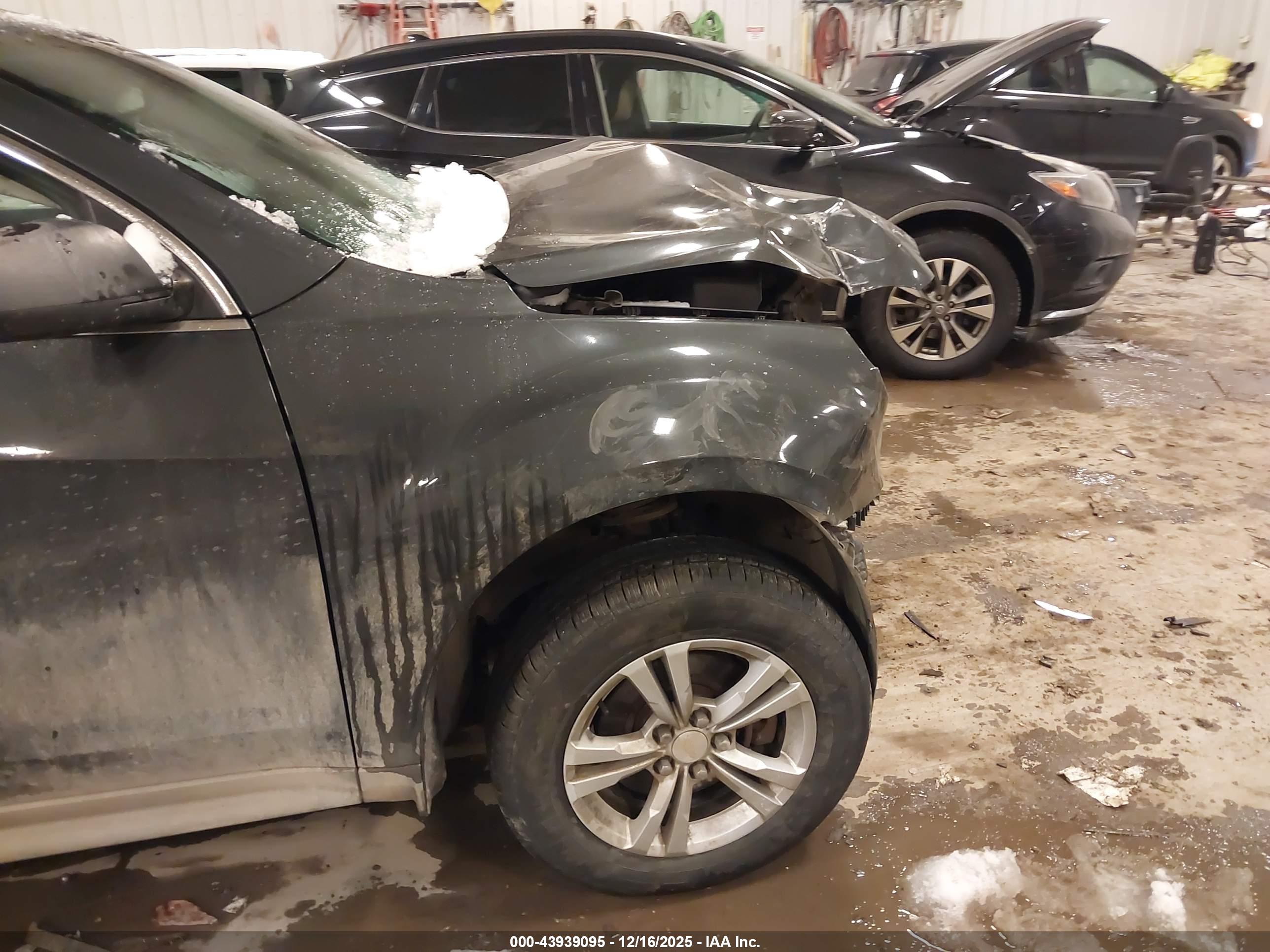 CHEVROLET EQUINOX image 6
