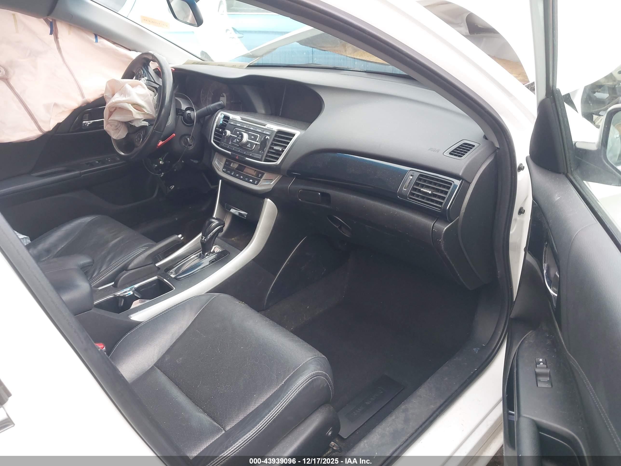 HONDA ACCORD image 5