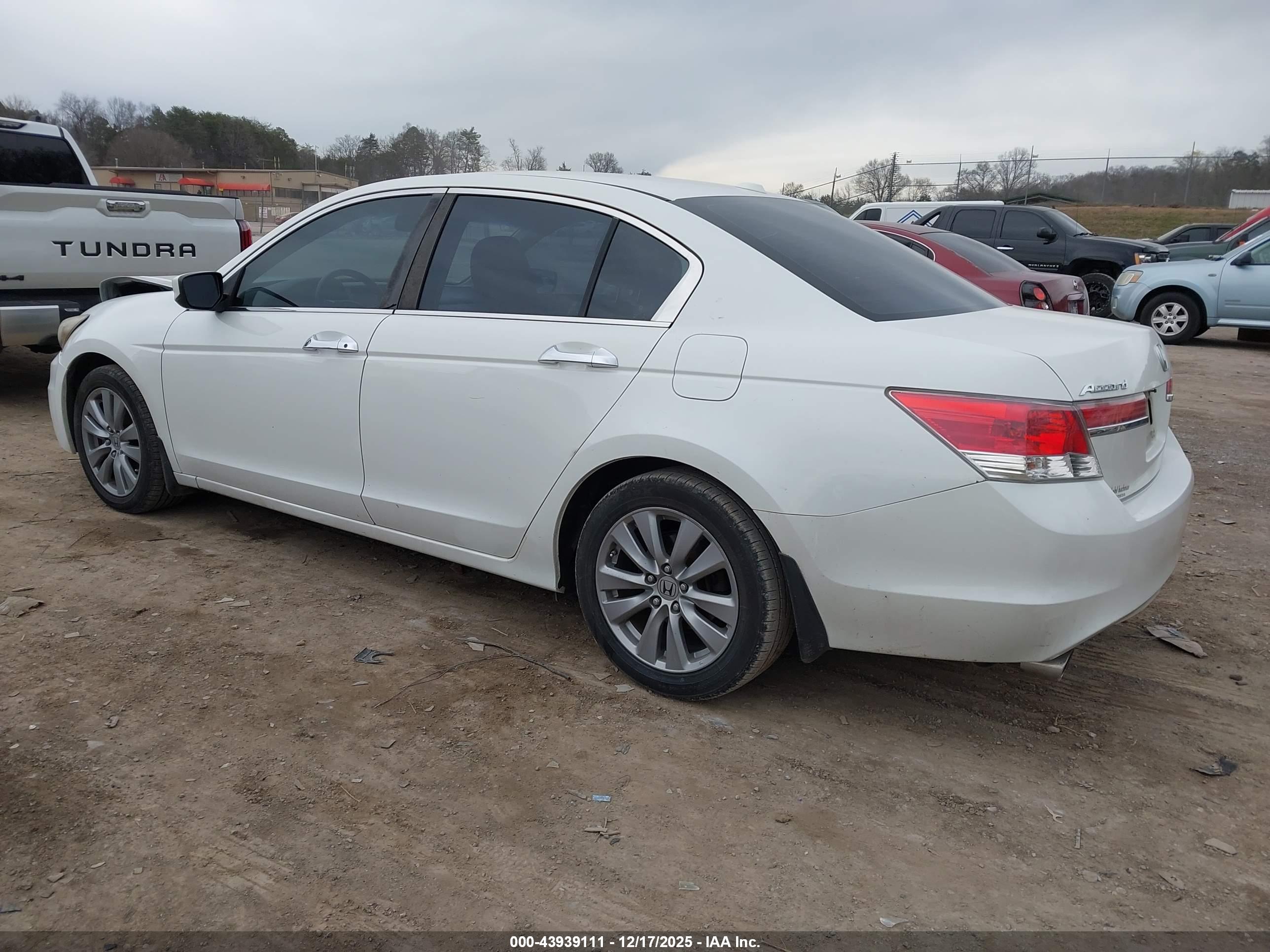 HONDA ACCORD image 3