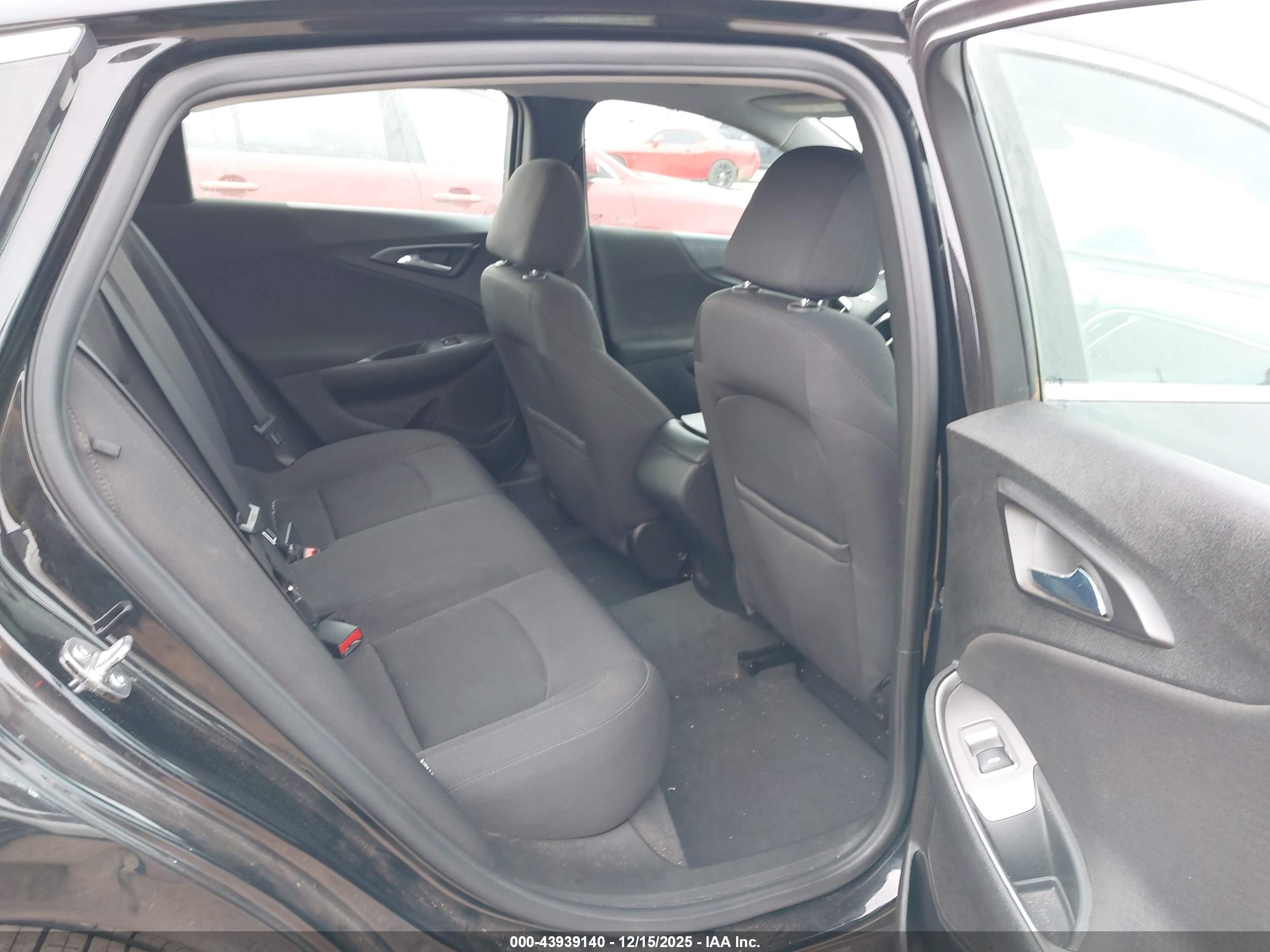 CHEVROLET MALIBU image 8