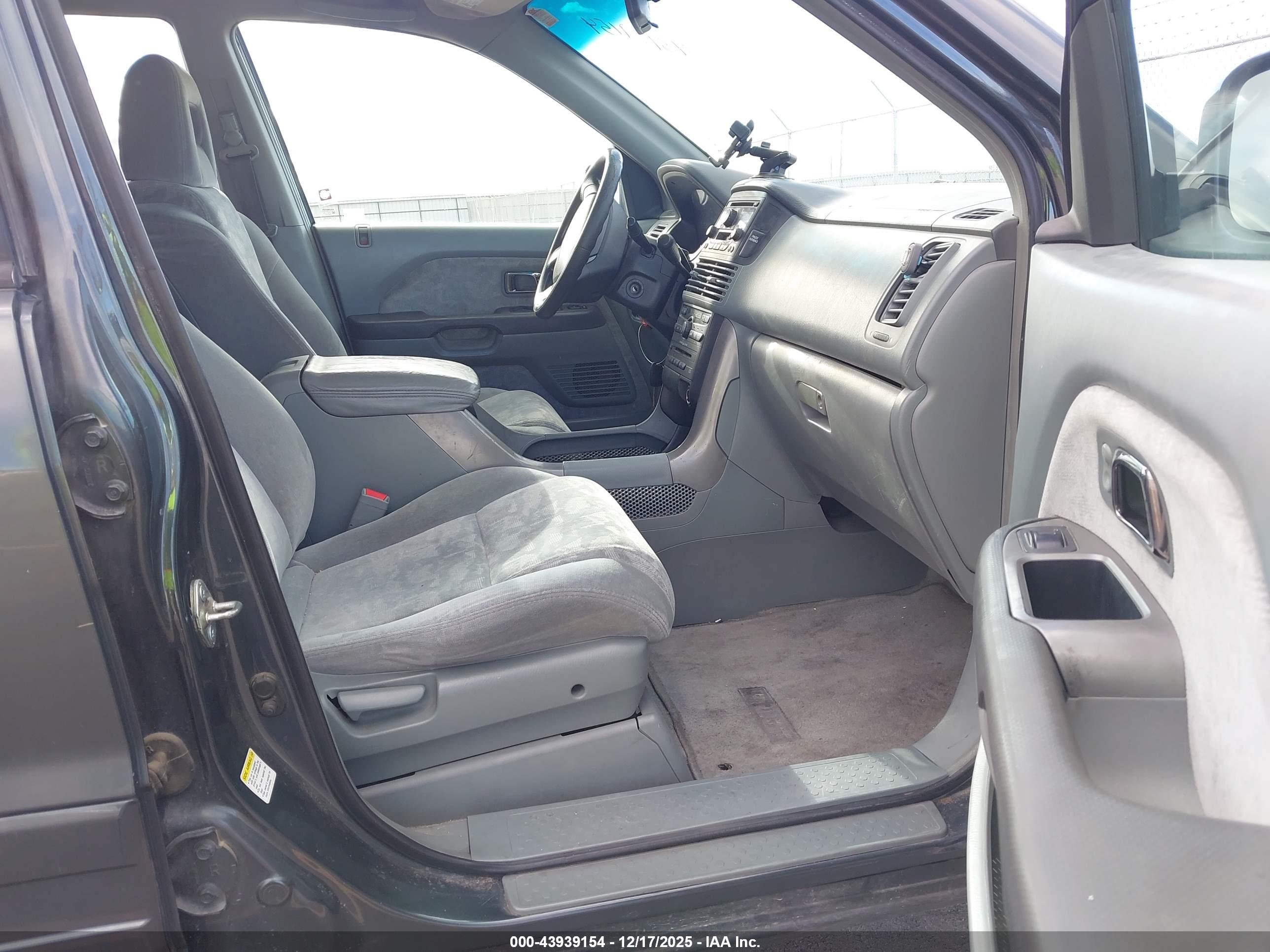 HONDA PILOT image 5