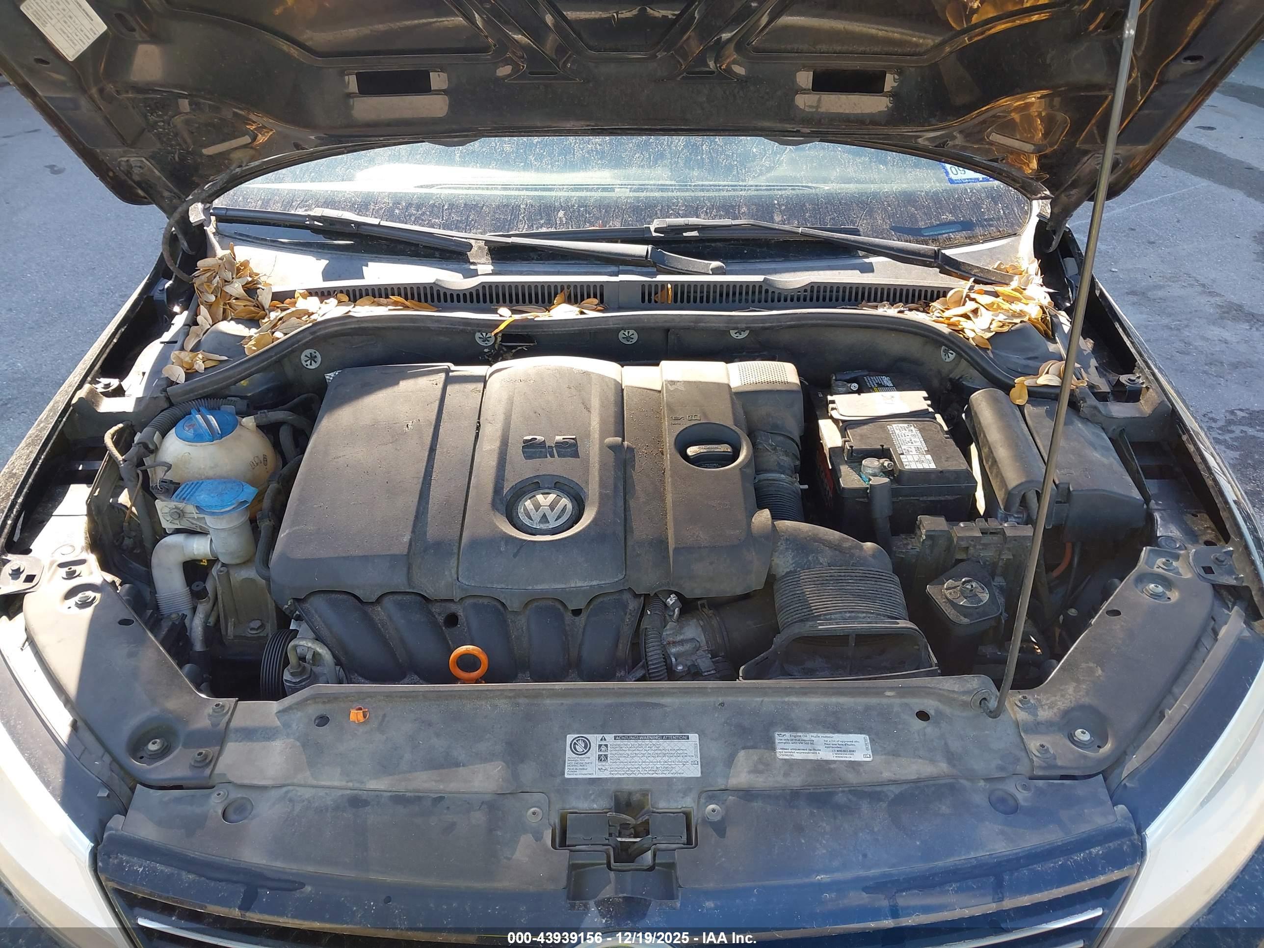 VOLKSWAGEN JETTA image 10