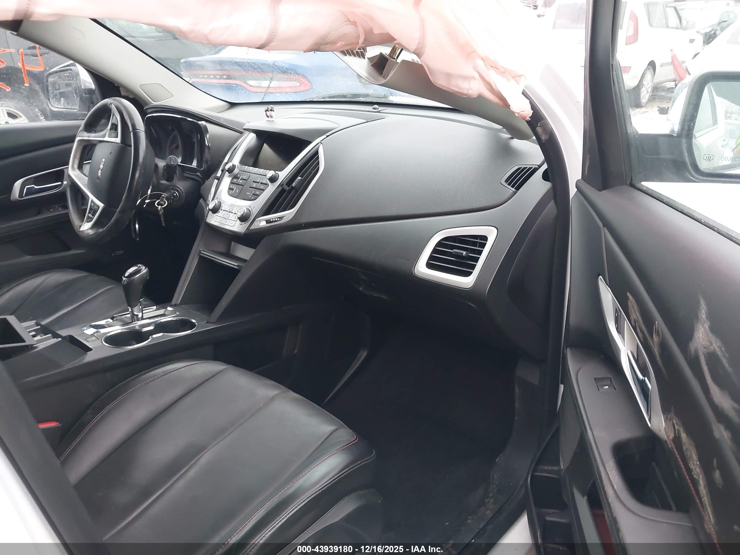 GMC TERRAIN image 5