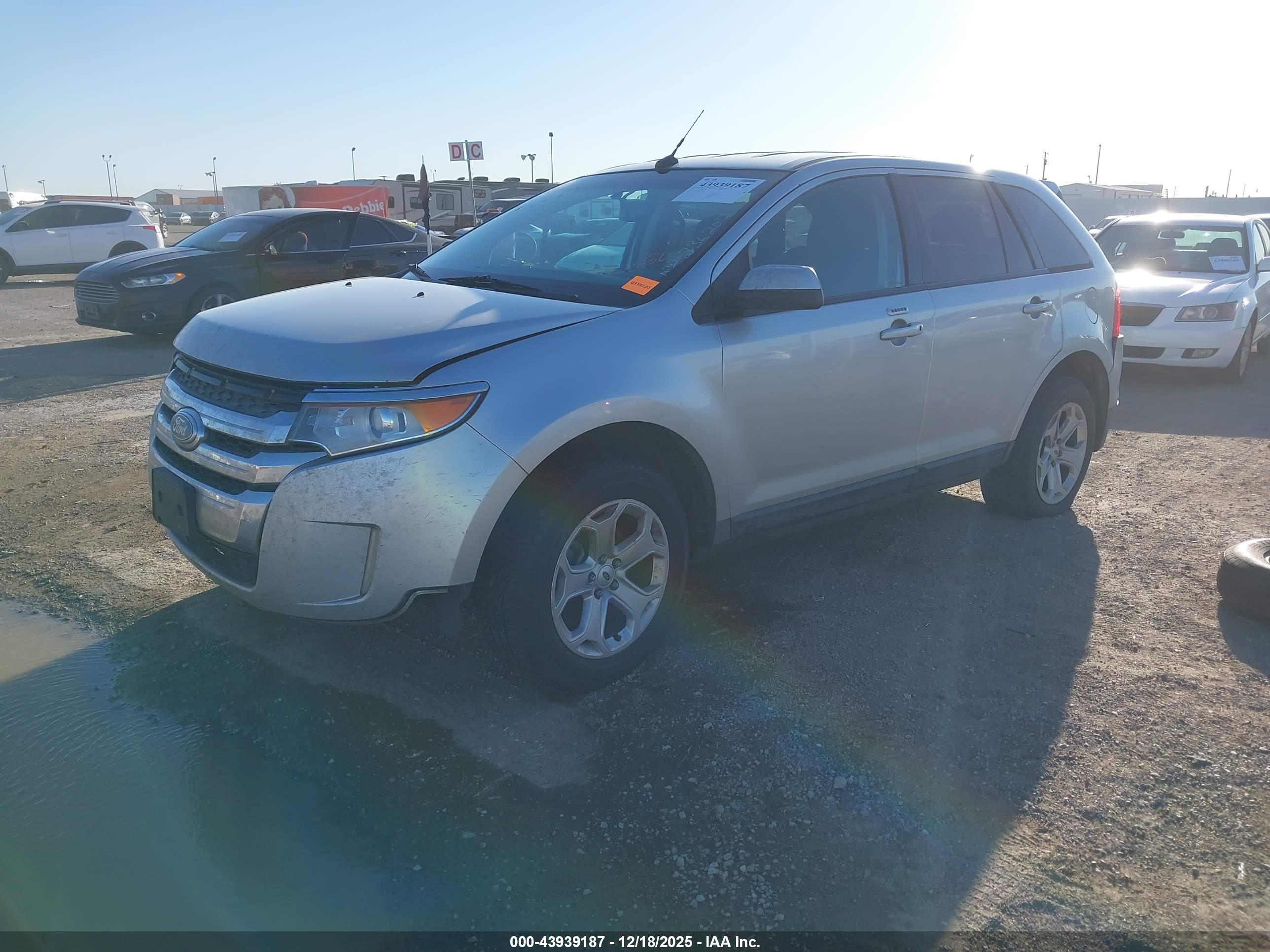 FORD EDGE image 2