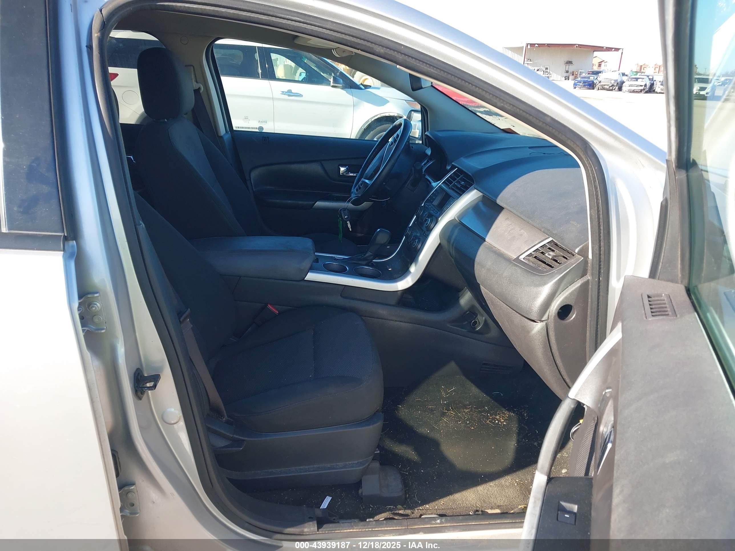 FORD EDGE image 5