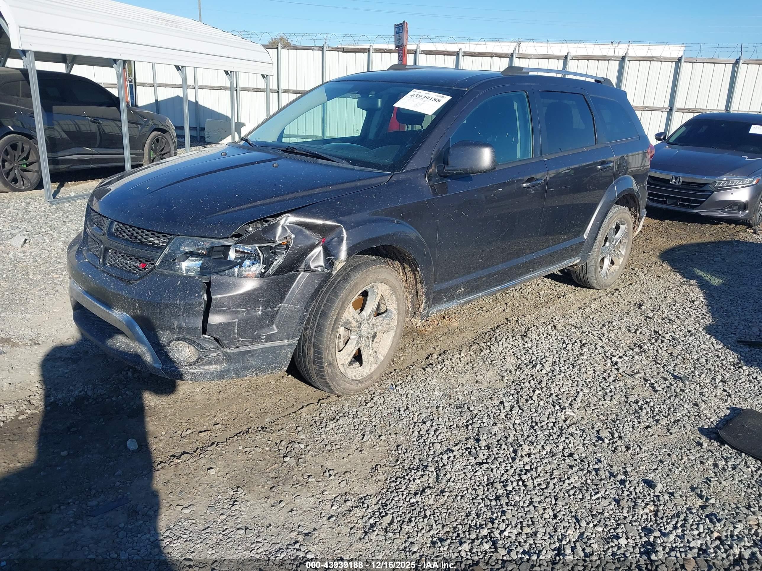 DODGE JOURNEY image 2