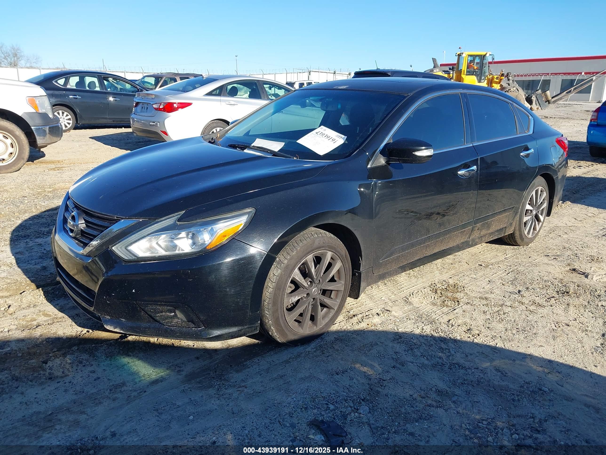 NISSAN ALTIMA image 2
