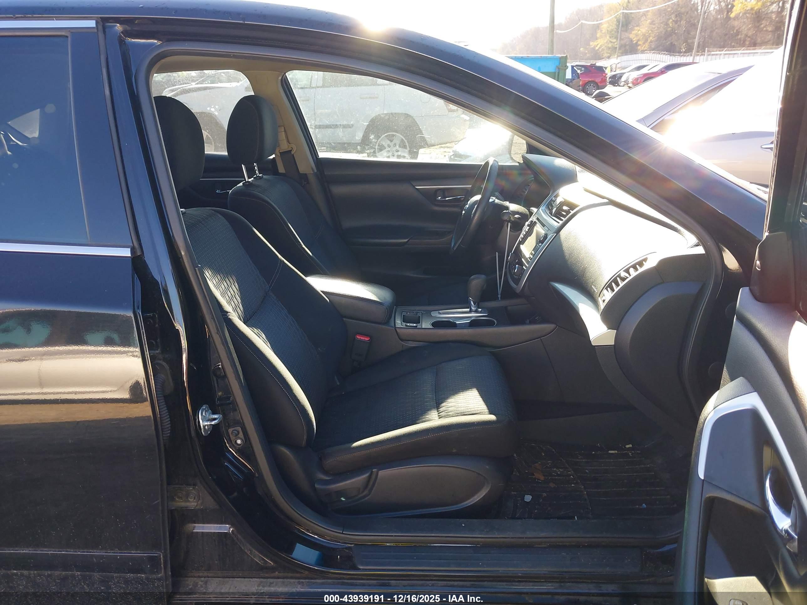 NISSAN ALTIMA image 5