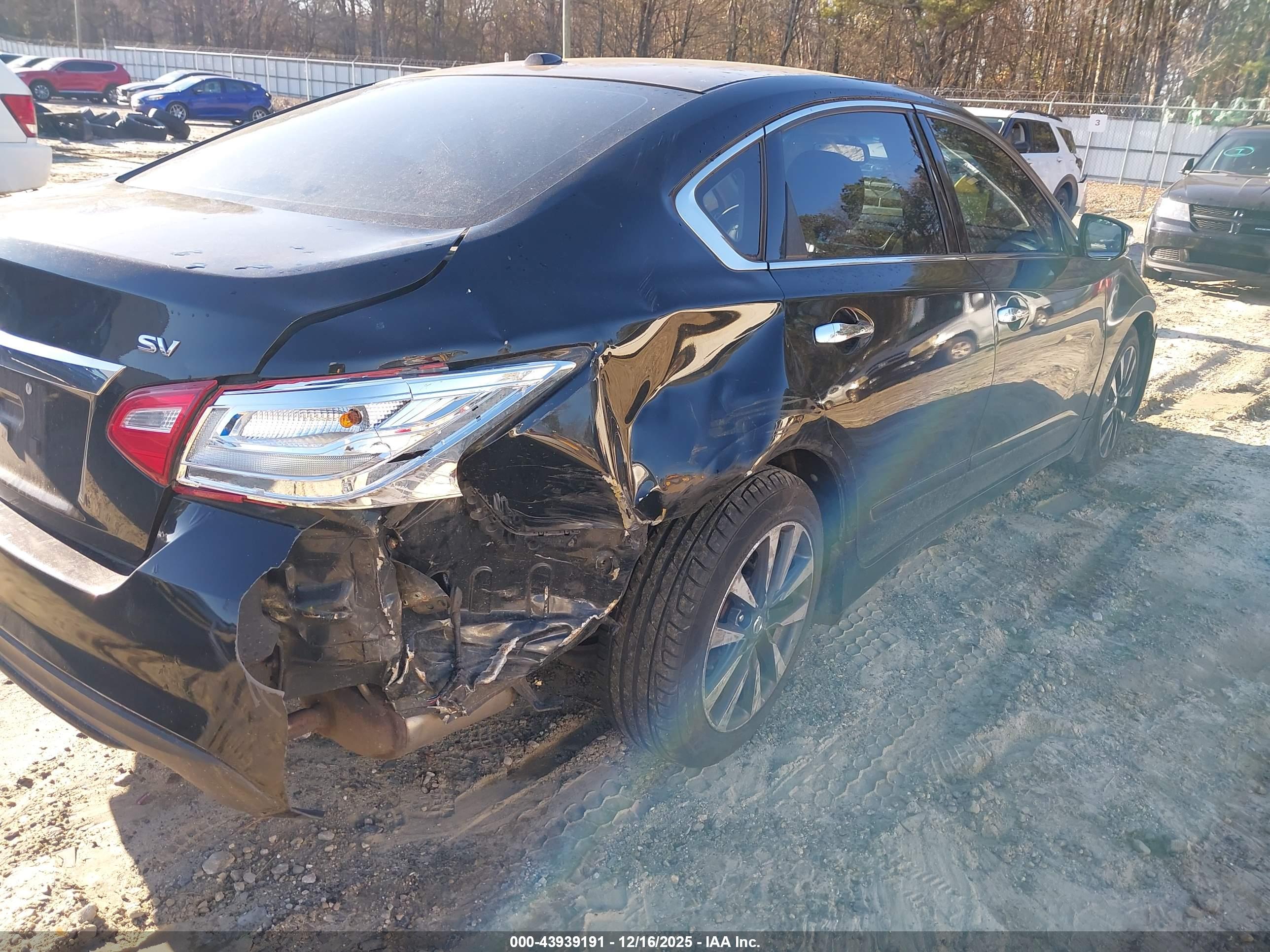 NISSAN ALTIMA image 6