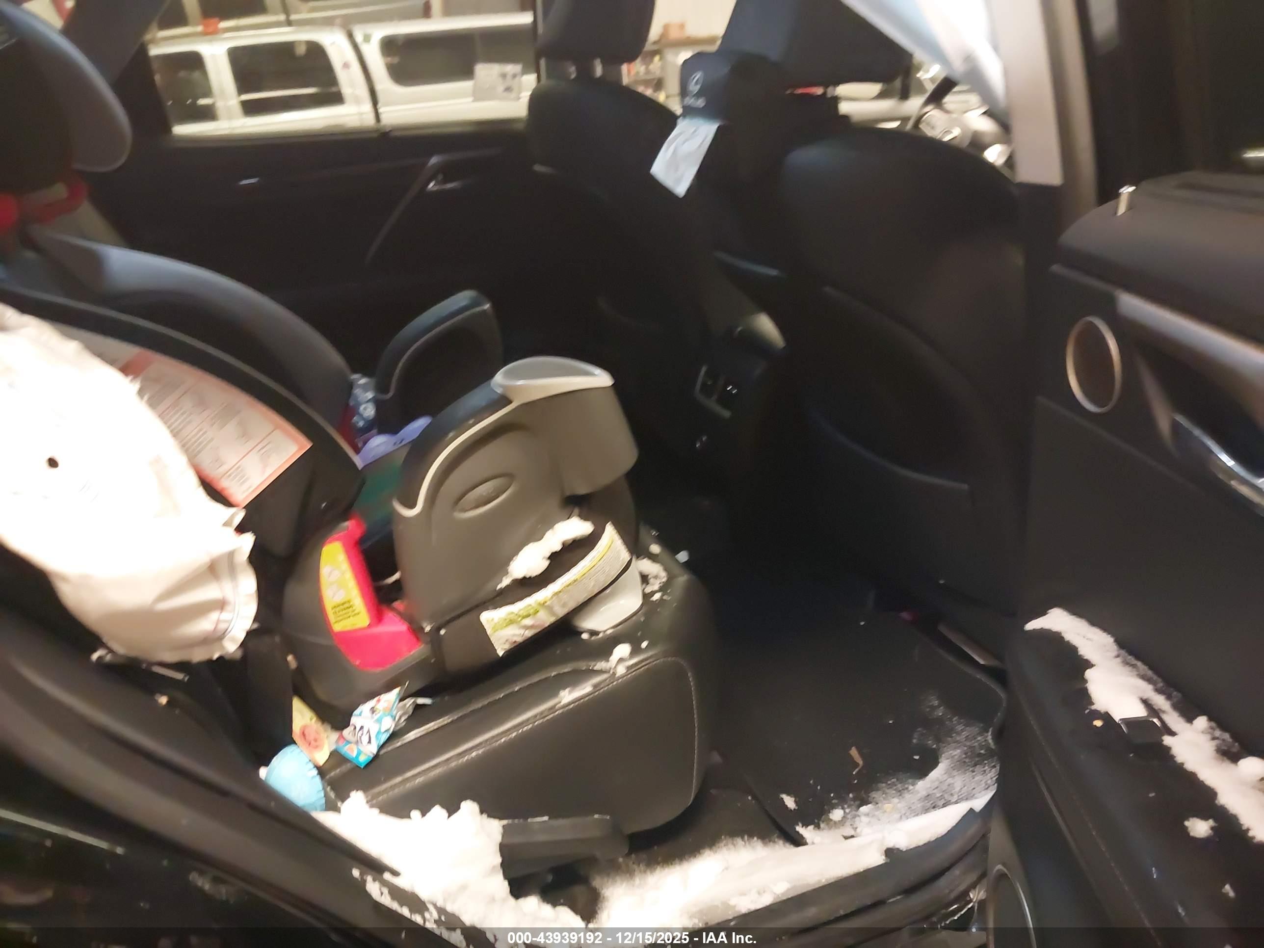 LEXUS RX image 8