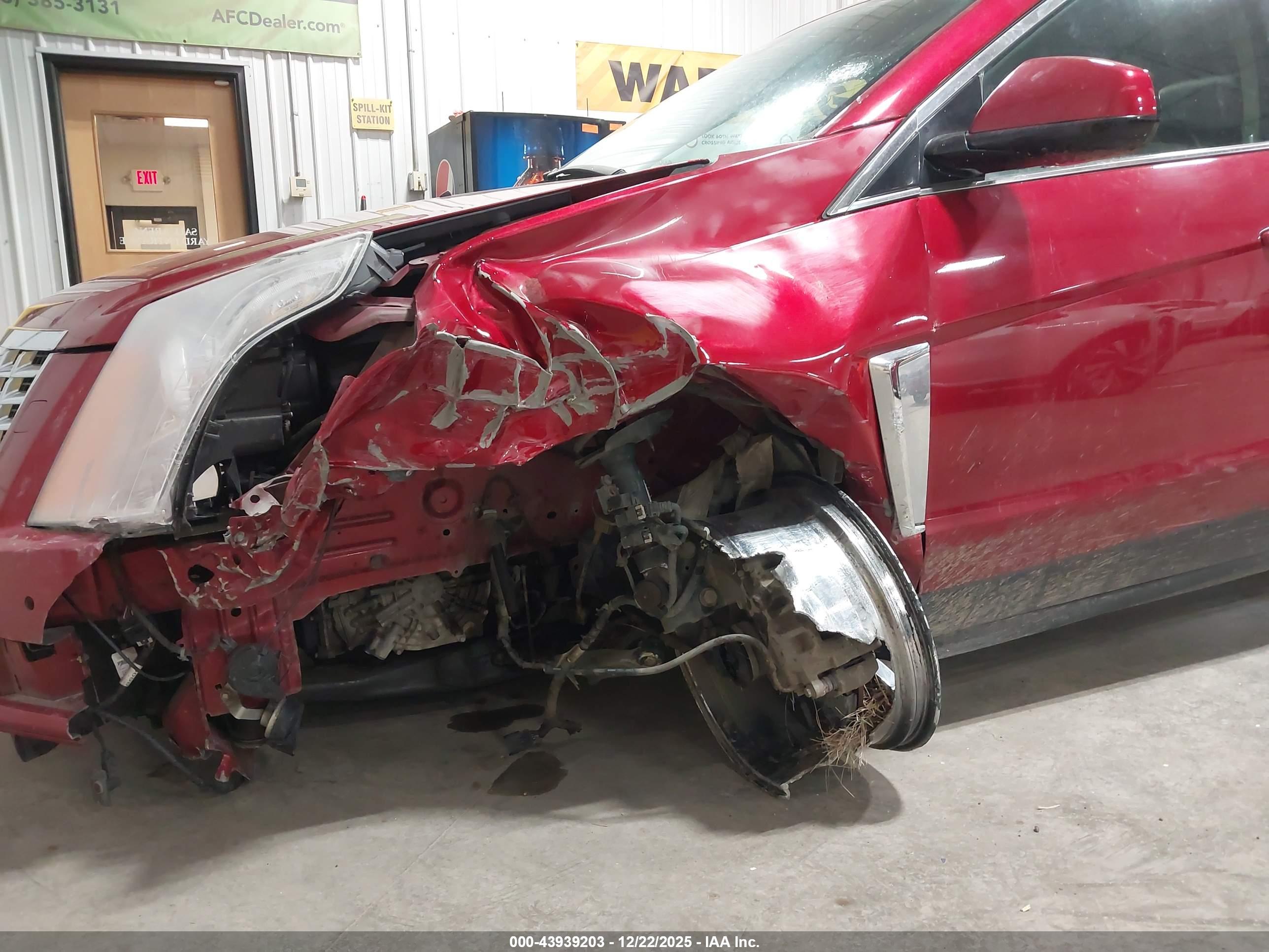 CADILLAC SRX image 6