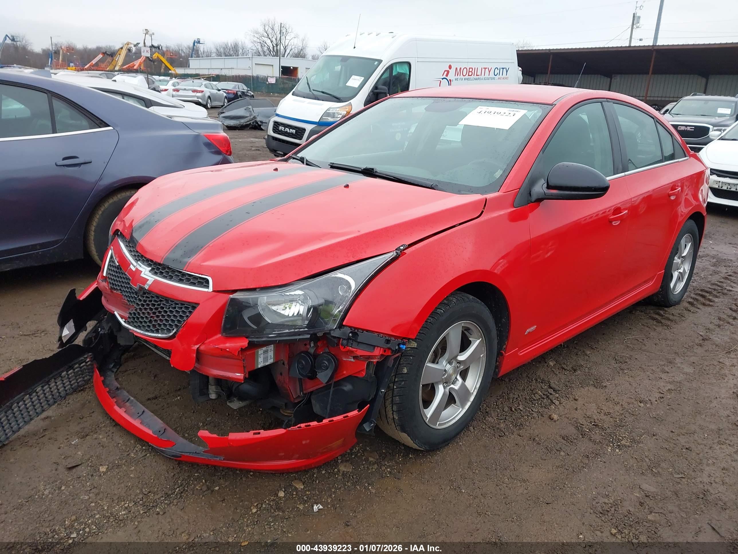 CHEVROLET CRUZE image 2
