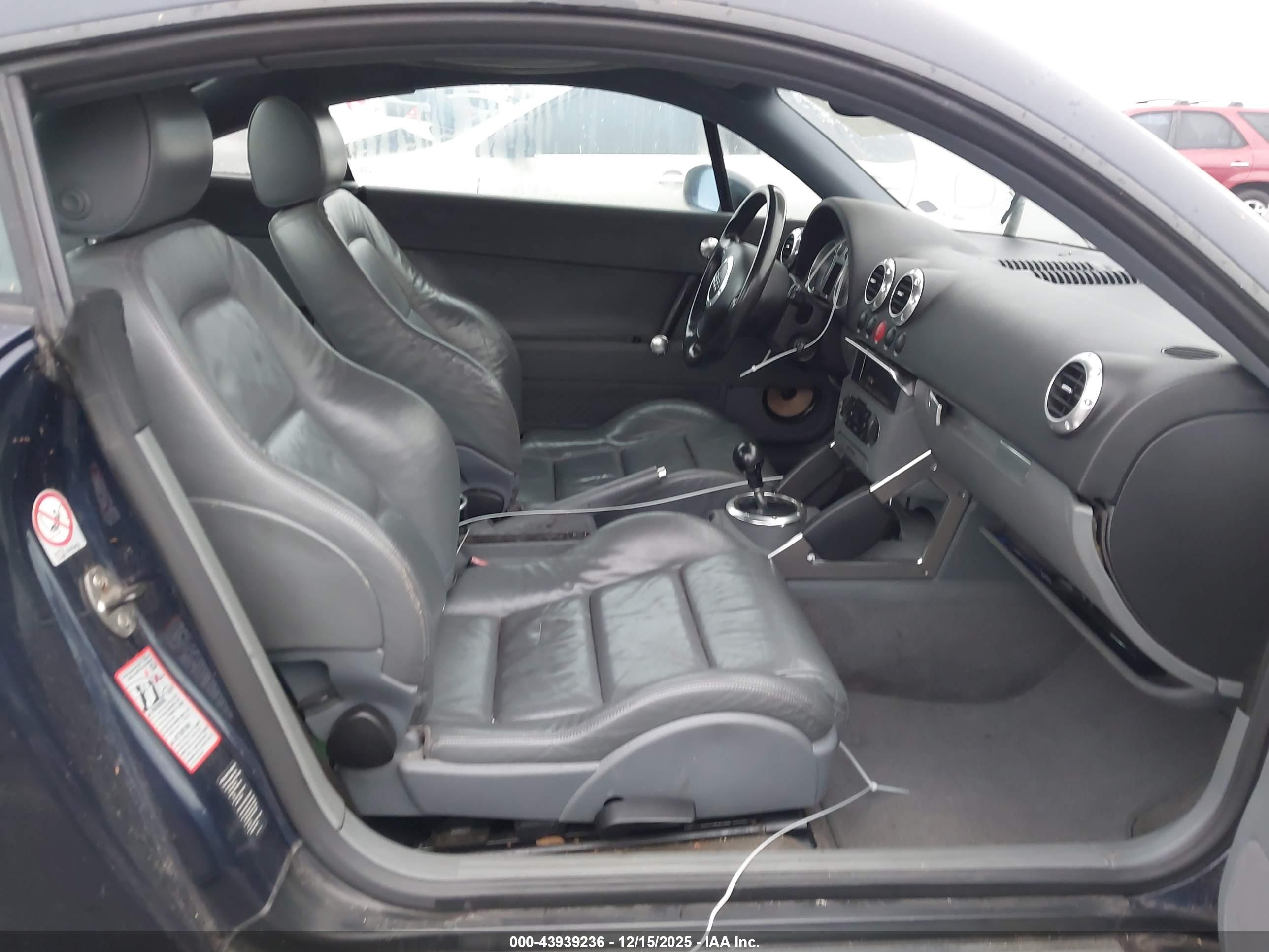 AUDI TT image 5