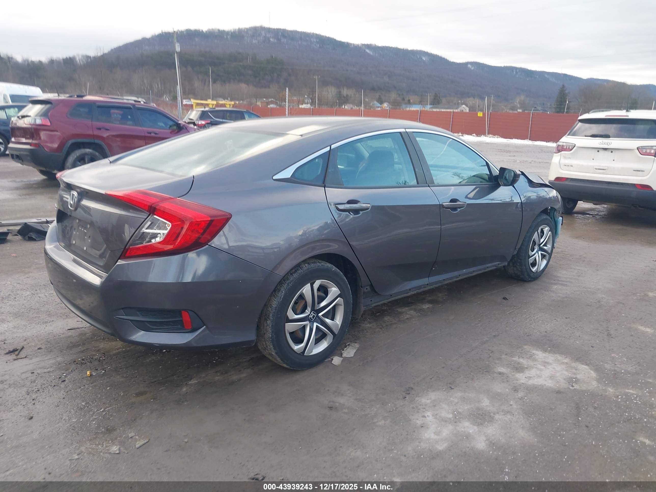 HONDA CIVIC image 4