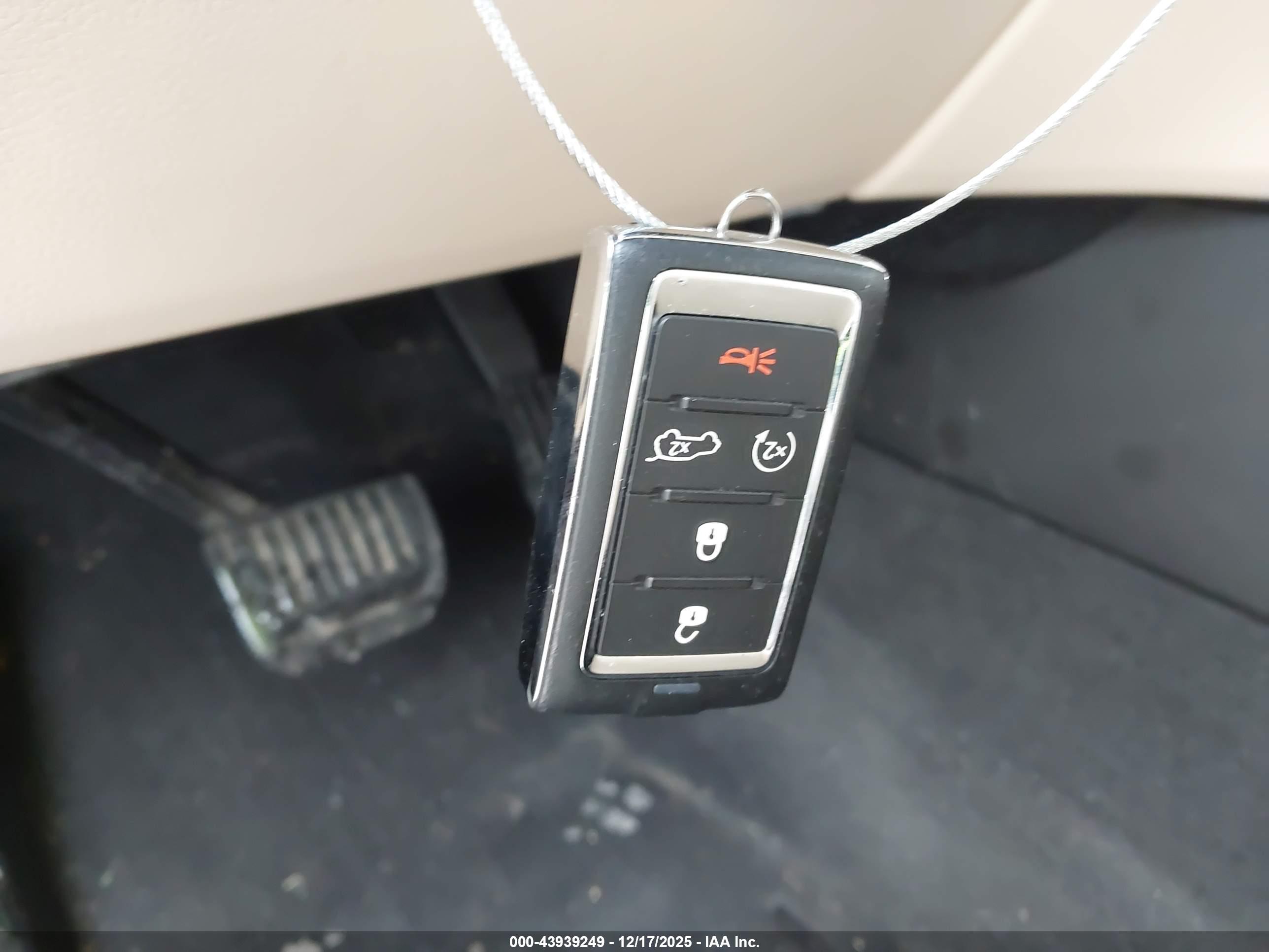 JEEP GRAND image 11