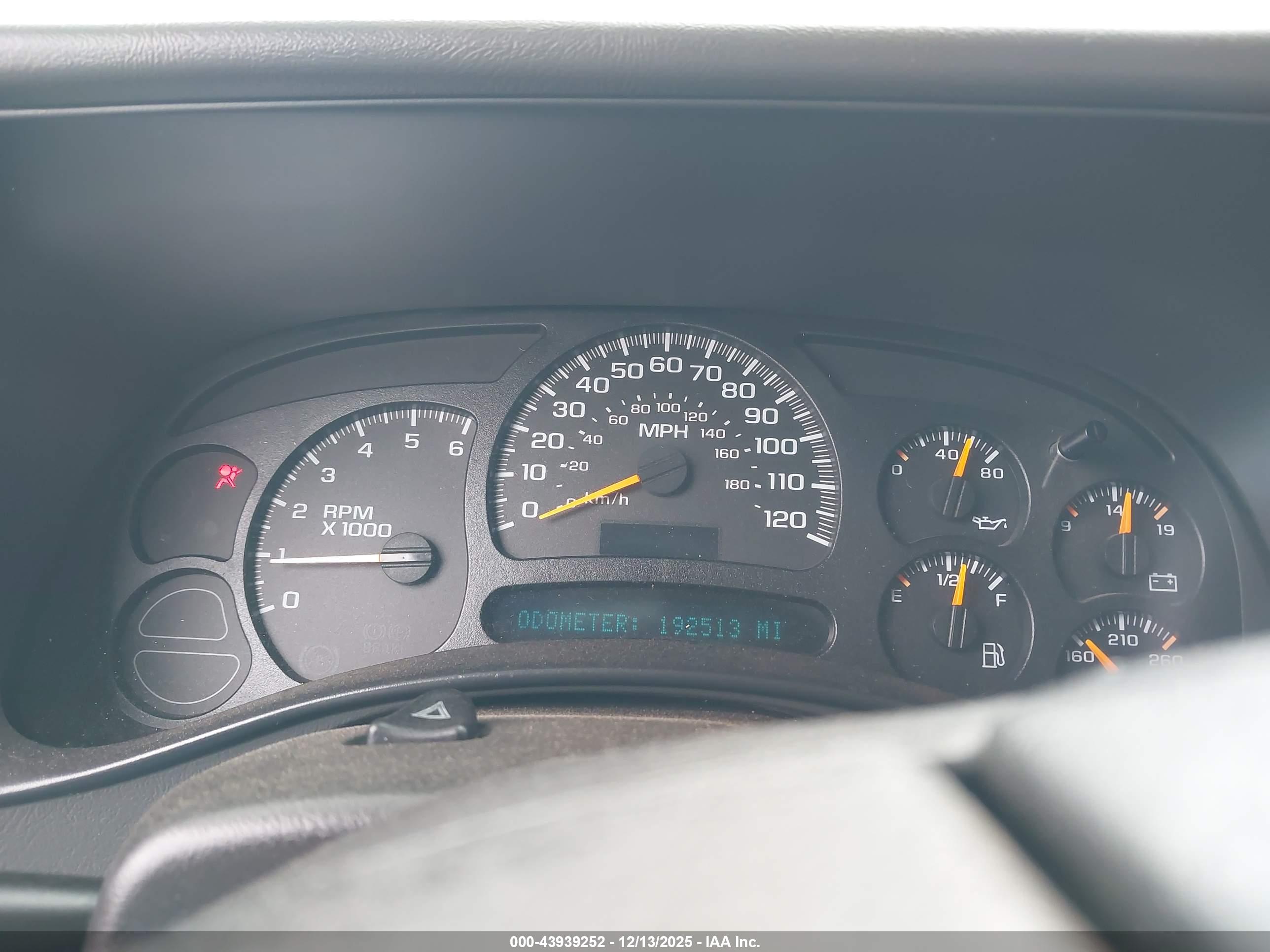 GMC SIERRA image 7