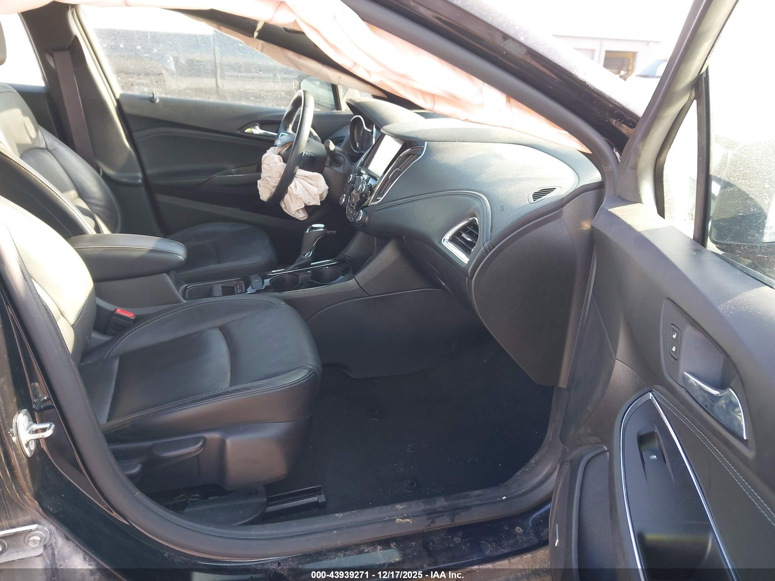 CHEVROLET CRUZE image 5