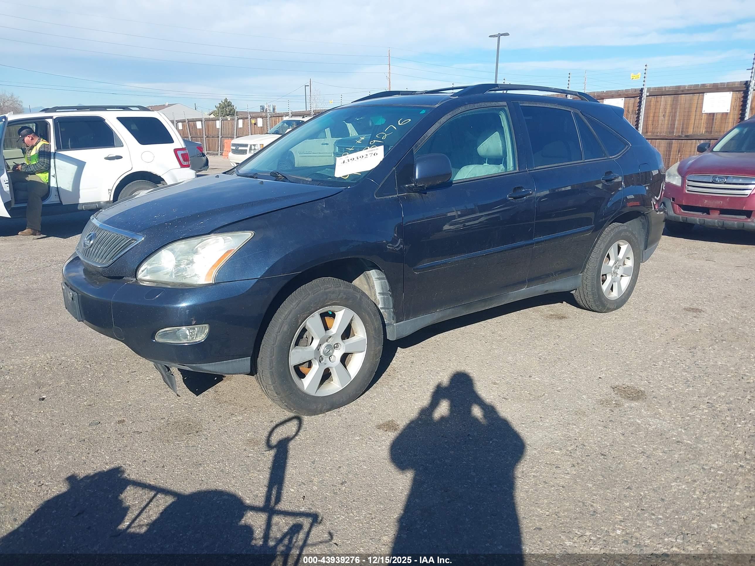 LEXUS RX image 2