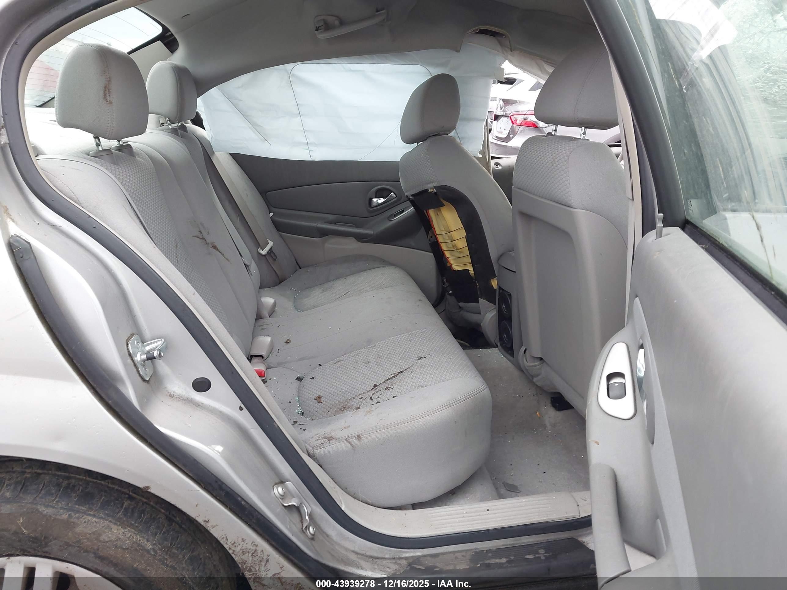 CHEVROLET MALIBU image 8