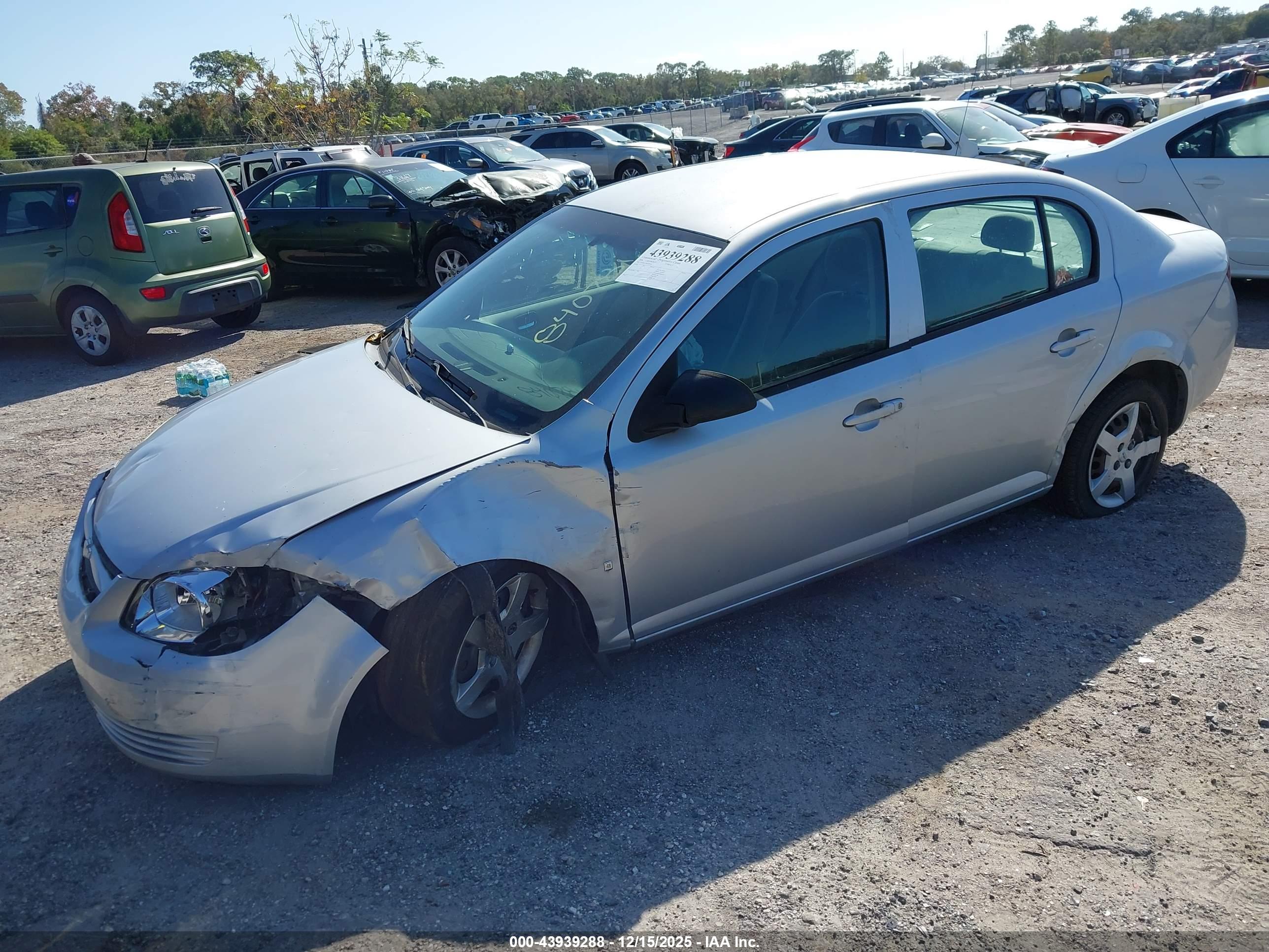 CHEVROLET COBALT image 2
