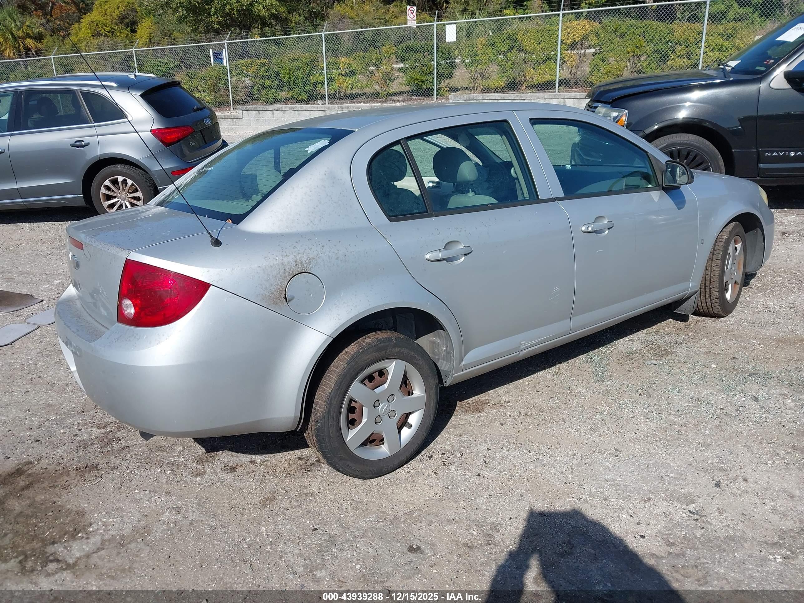 CHEVROLET COBALT image 4