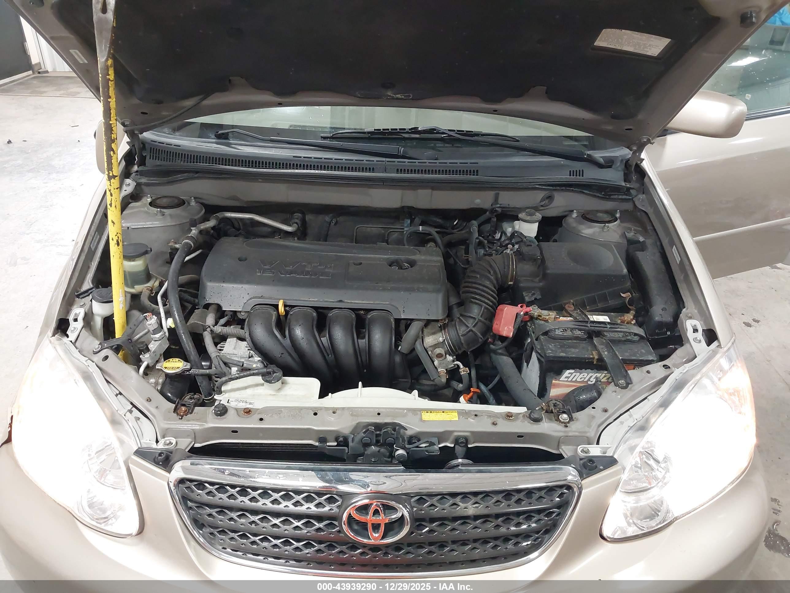 TOYOTA COROLLA image 10