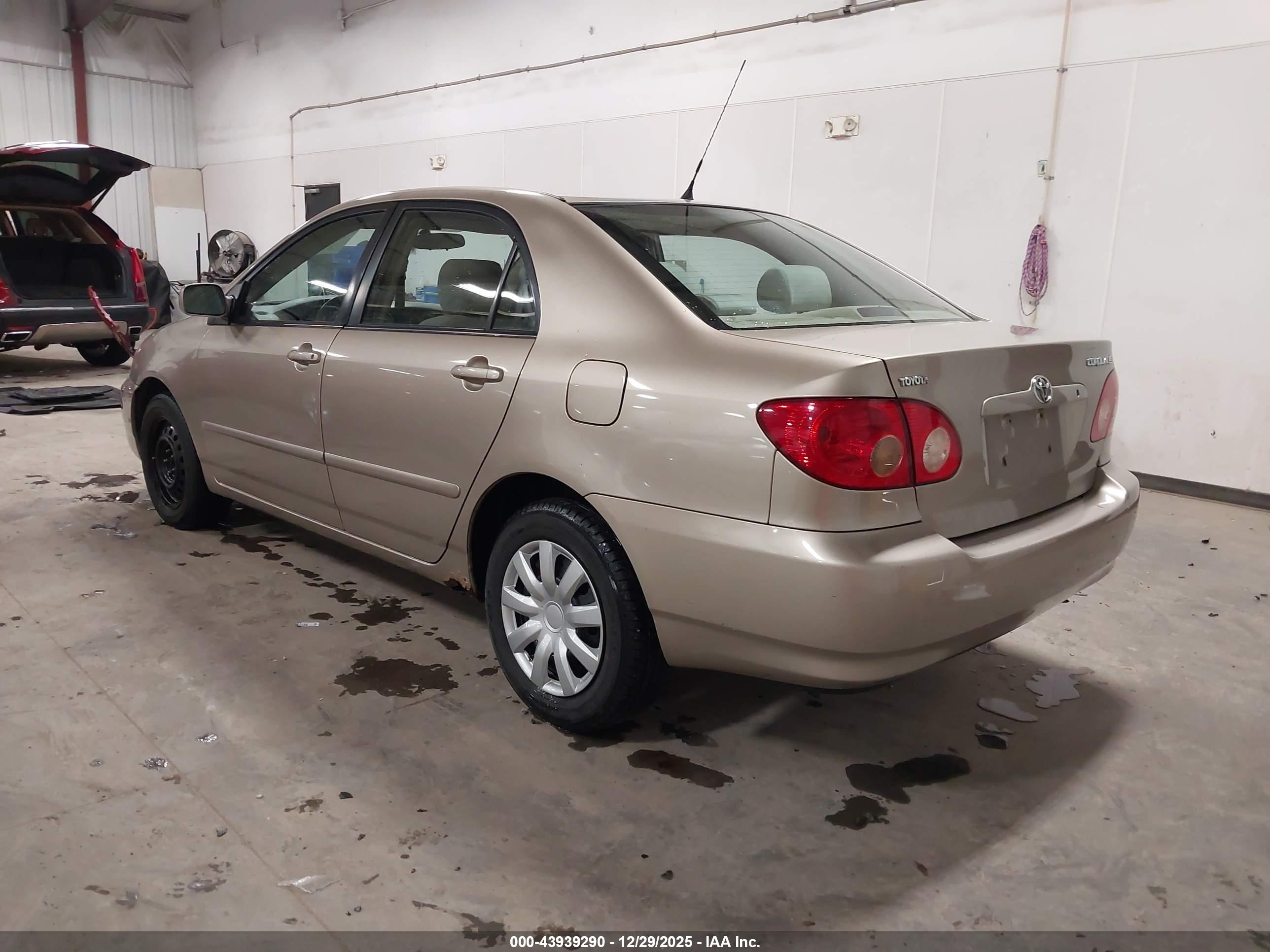 TOYOTA COROLLA image 3