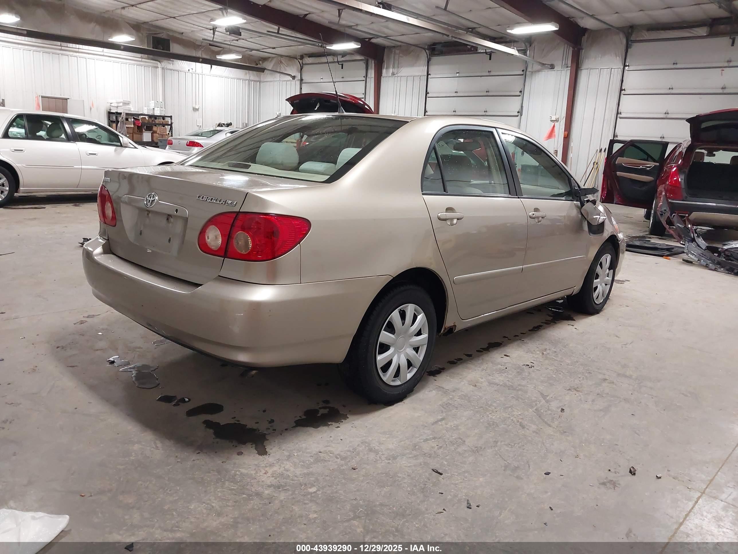 TOYOTA COROLLA image 4