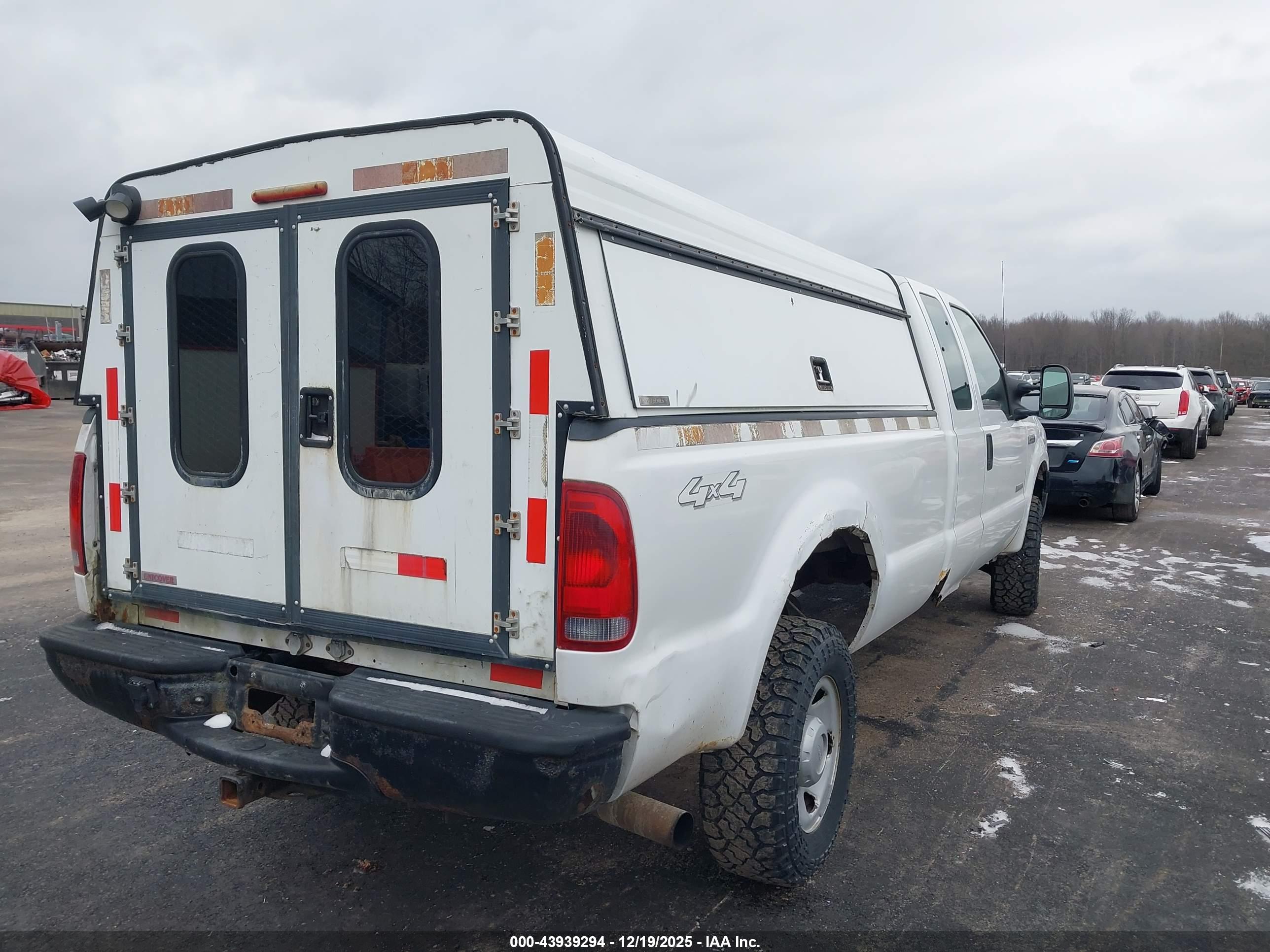 FORD F-350 image 4