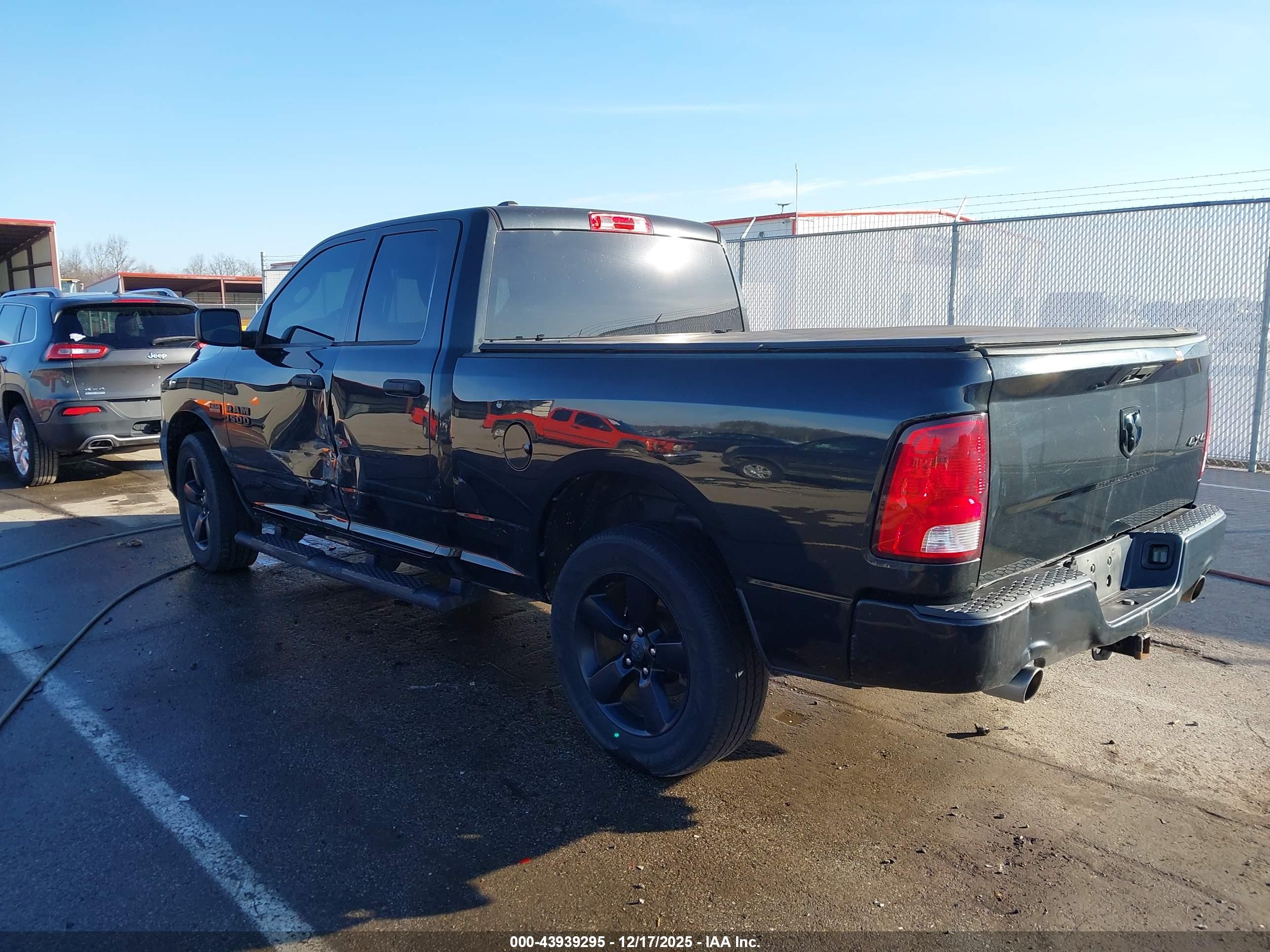 RAM 1500 image 3