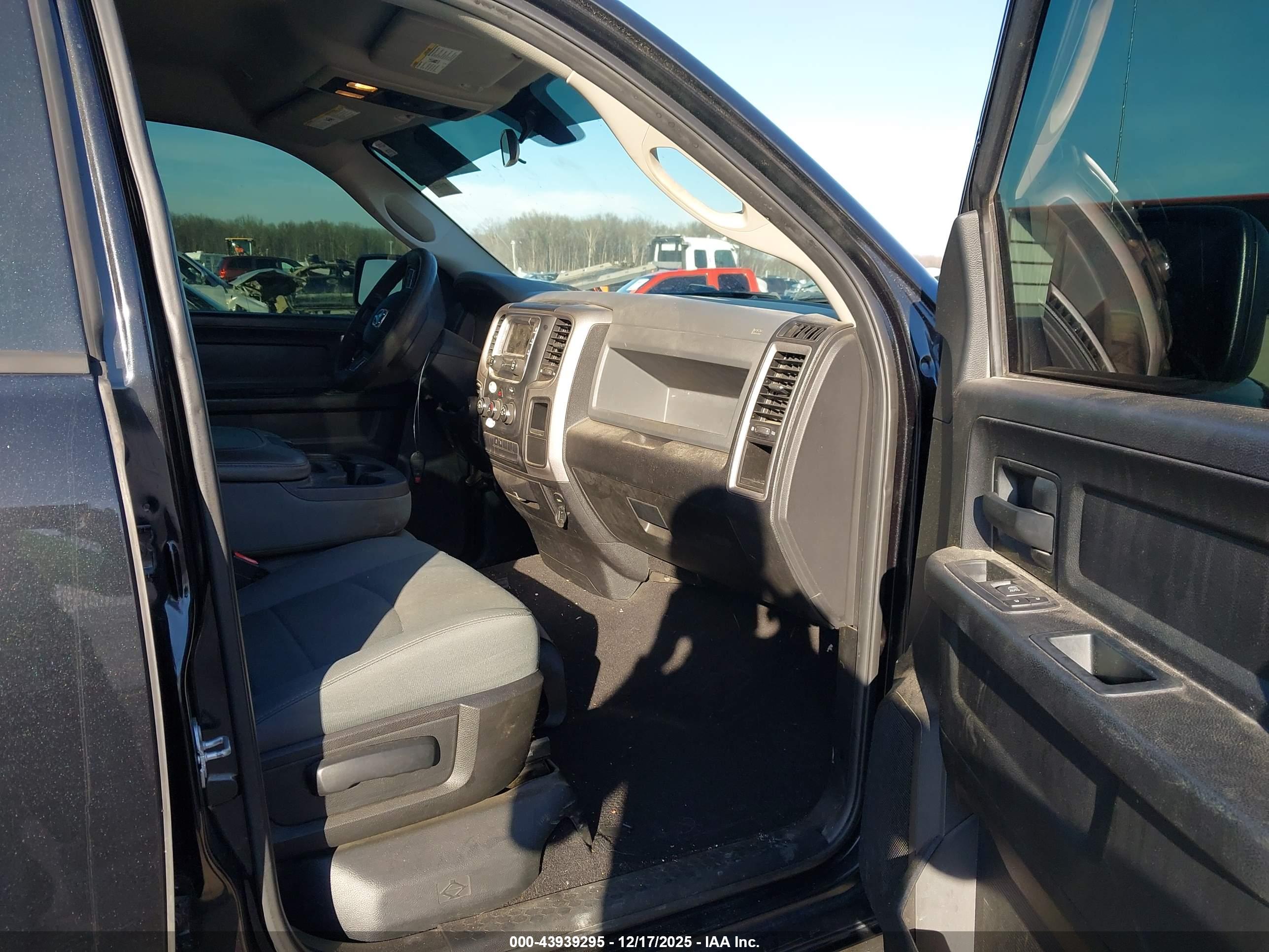 RAM 1500 image 5